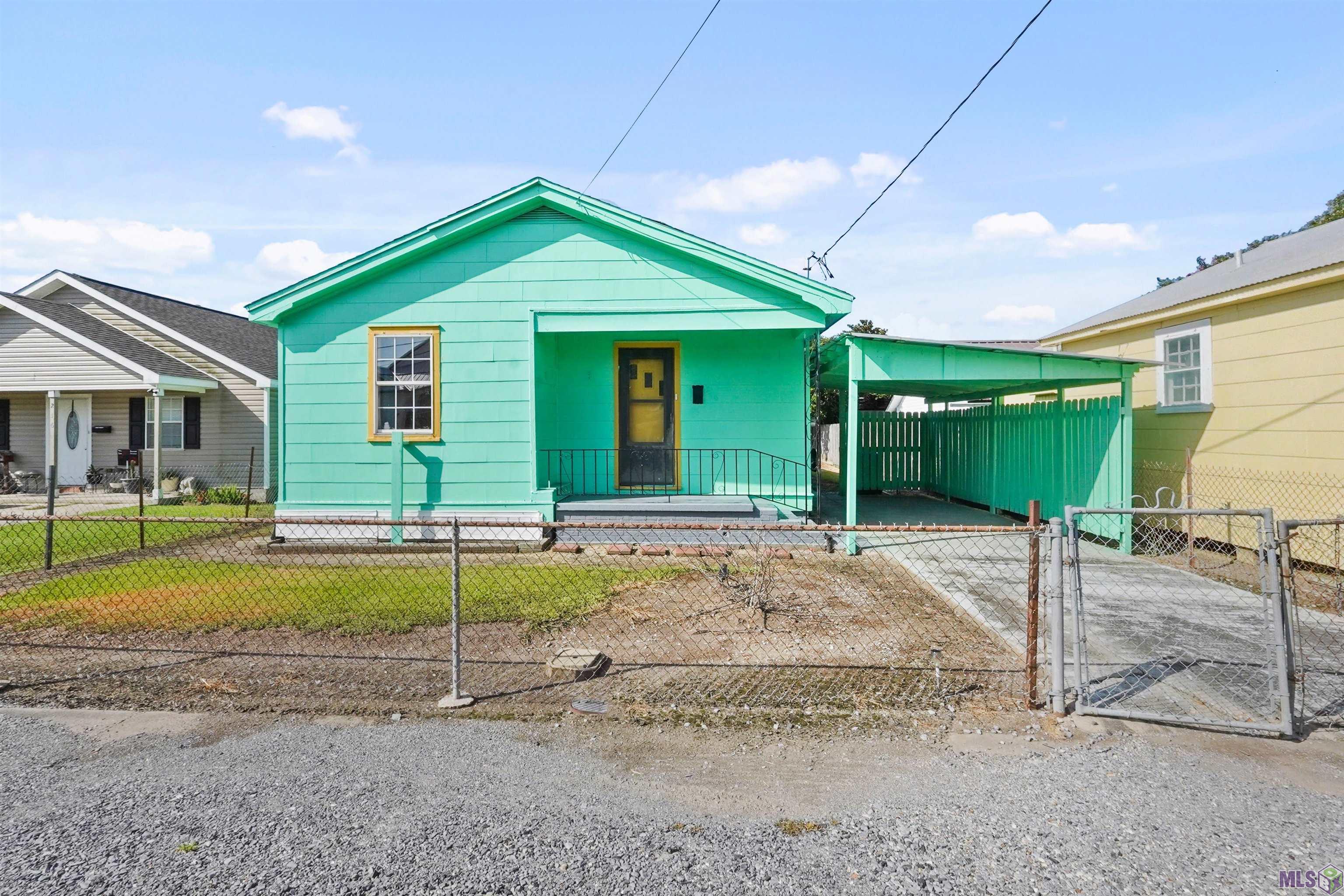 Homes for sale in Thibodaux, LA | 210 E 10th St, Thibodaux, LA 70301 | MLS# BY2025012928