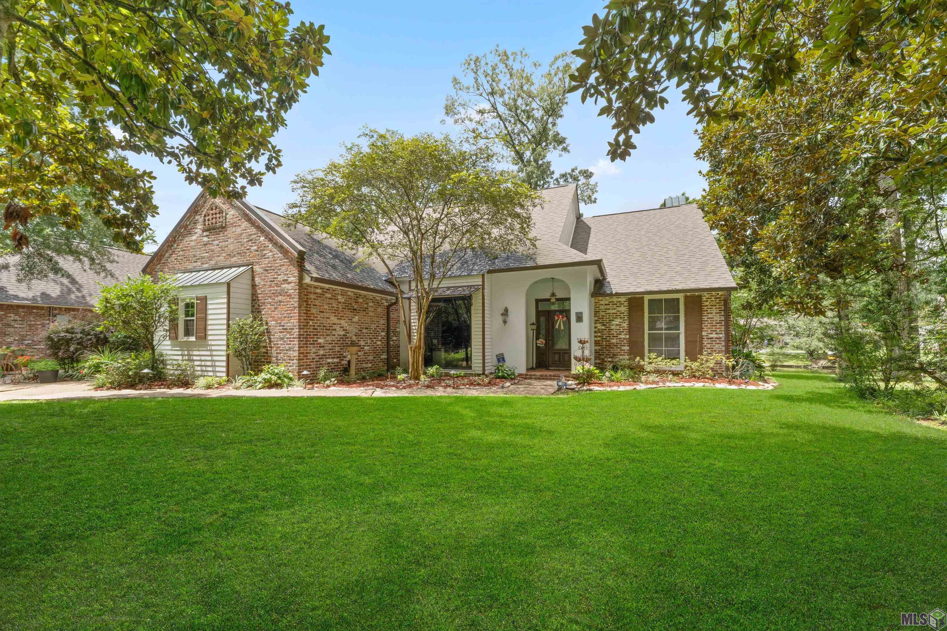 Homes for sale in St. George, LA | 5730 N Shore Dr, St. George, LA 70817 | MLS# BR2025012987