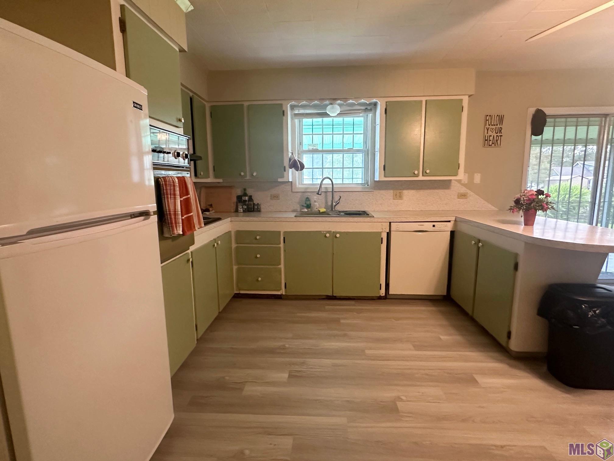 Homes for sale in Houma, LA | 9496 East Park Ave, Houma, LA 70363 | MLS# BY2025013004