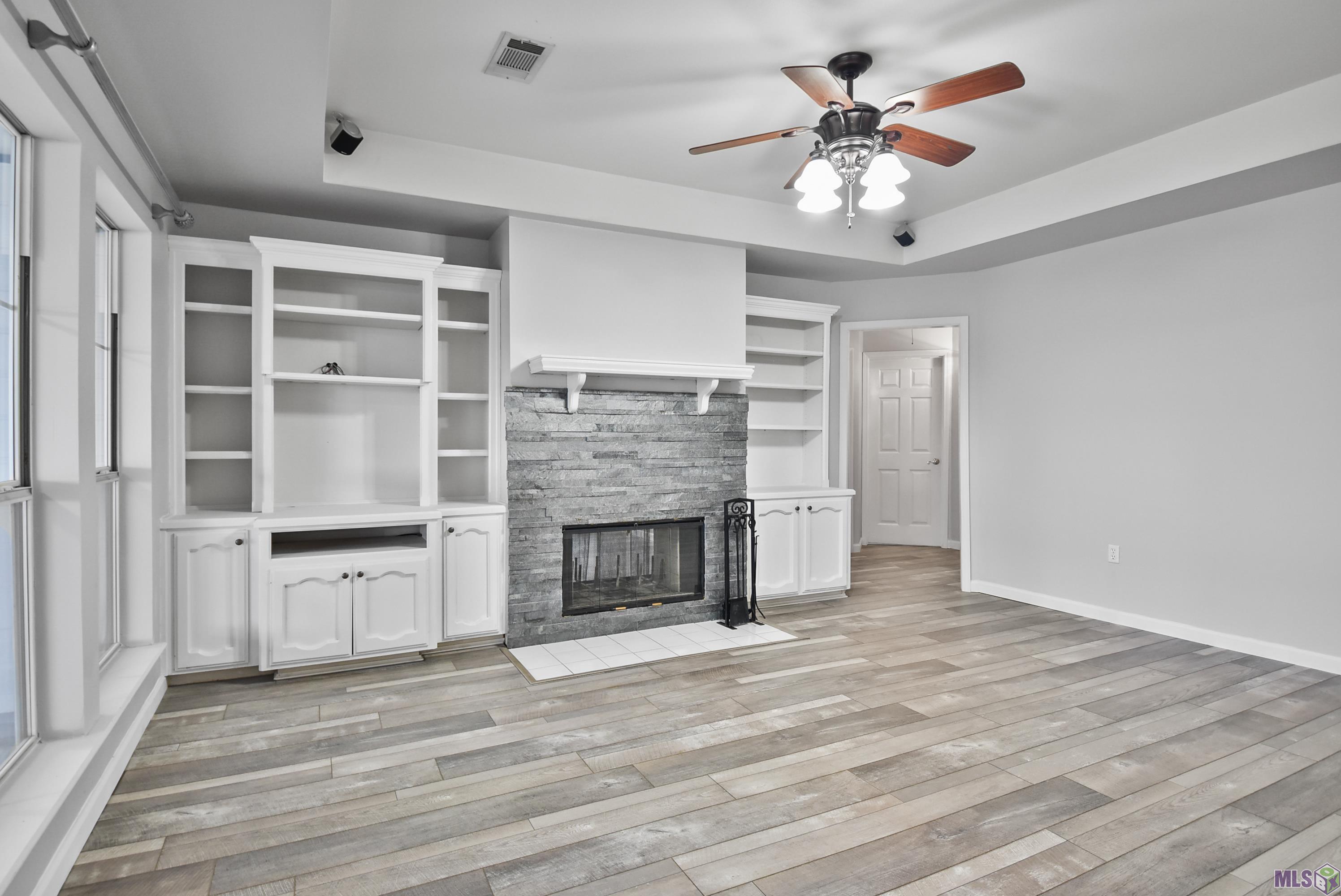 Homes for sale in Gonzales, LA | 10290 Lake Park Ave, Gonzales, LA 70737 | MLS# BR2025013042