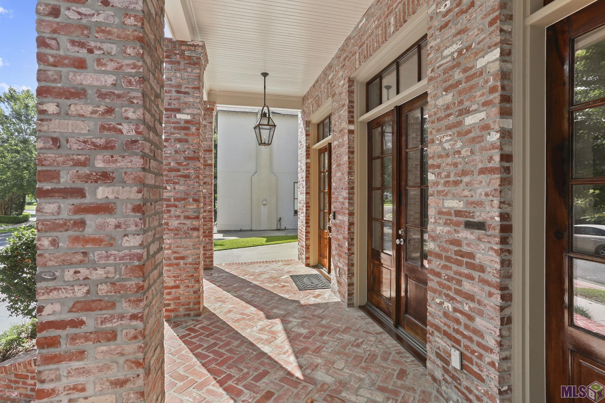 Homes for sale in Baton Rouge, LA | 4936 Mimosa St, Baton Rouge, LA 70808 | MLS# BR2025013345