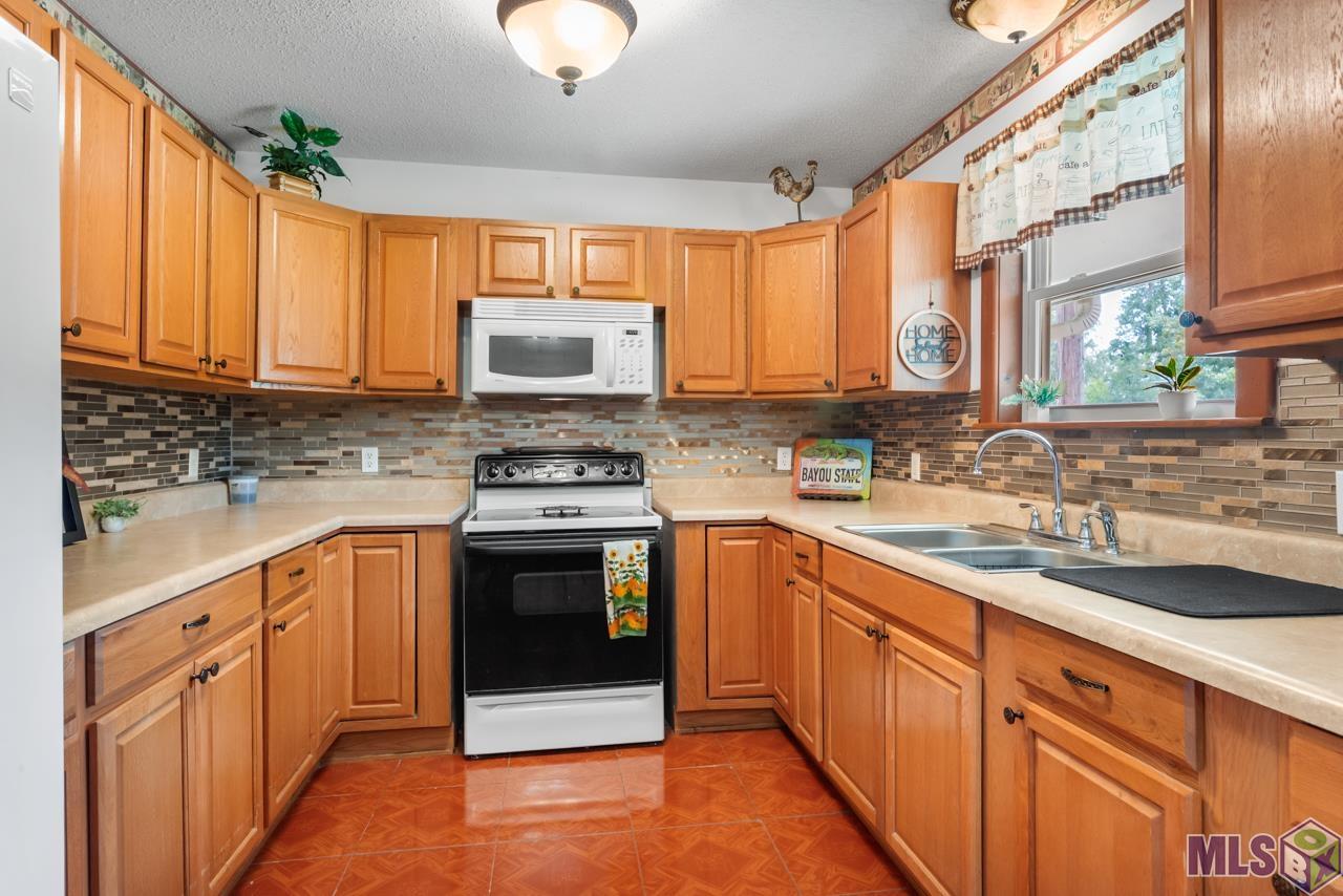 Homes for sale in Springfield, LA | 32063 Oneal Dr, Springfield, LA 70462 | MLS# BR2025013423