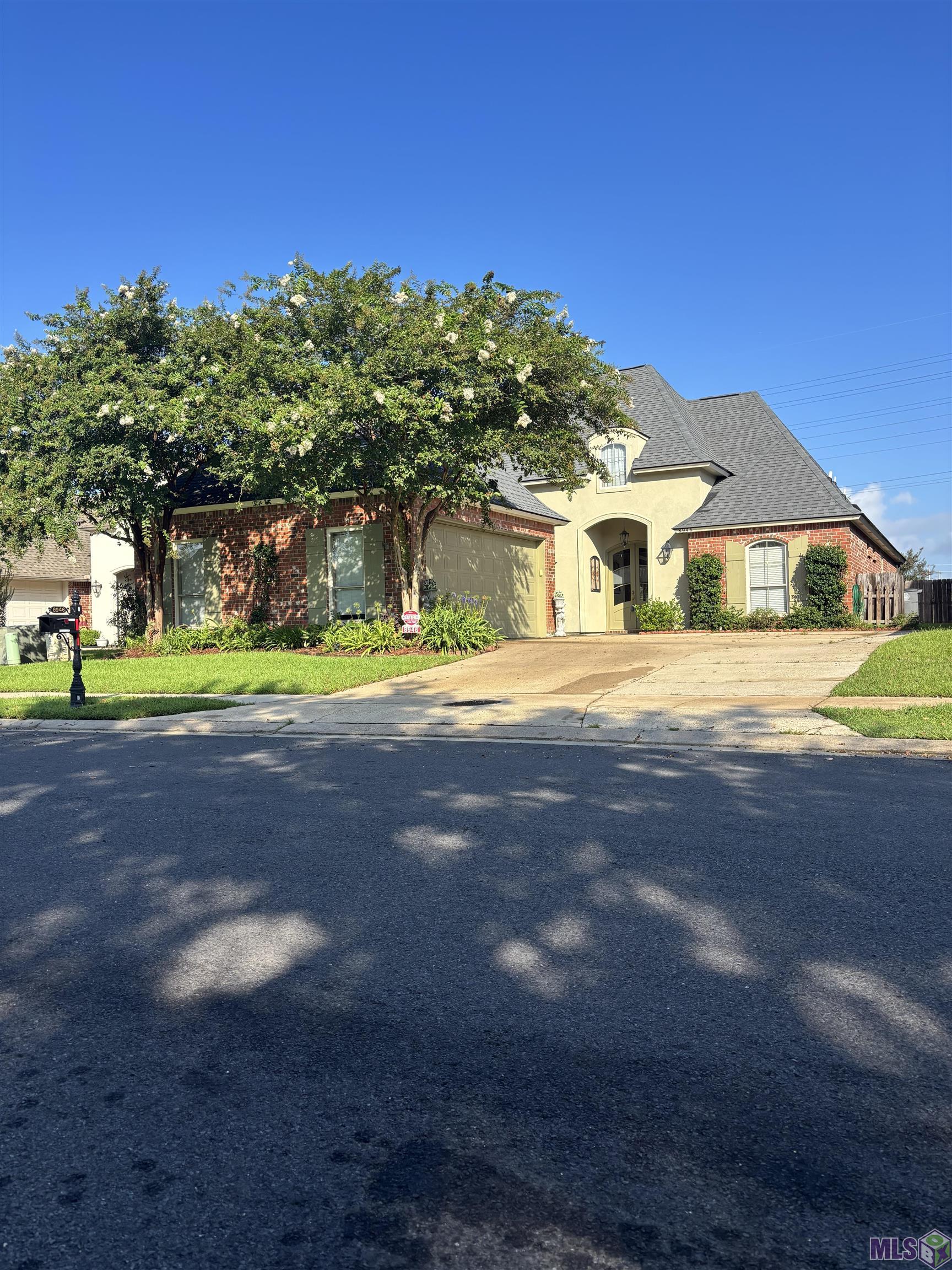 Homes for sale in St. George, LA | 8946 Foxgate Dr, St. George, LA 70809 | MLS# BR2025013506