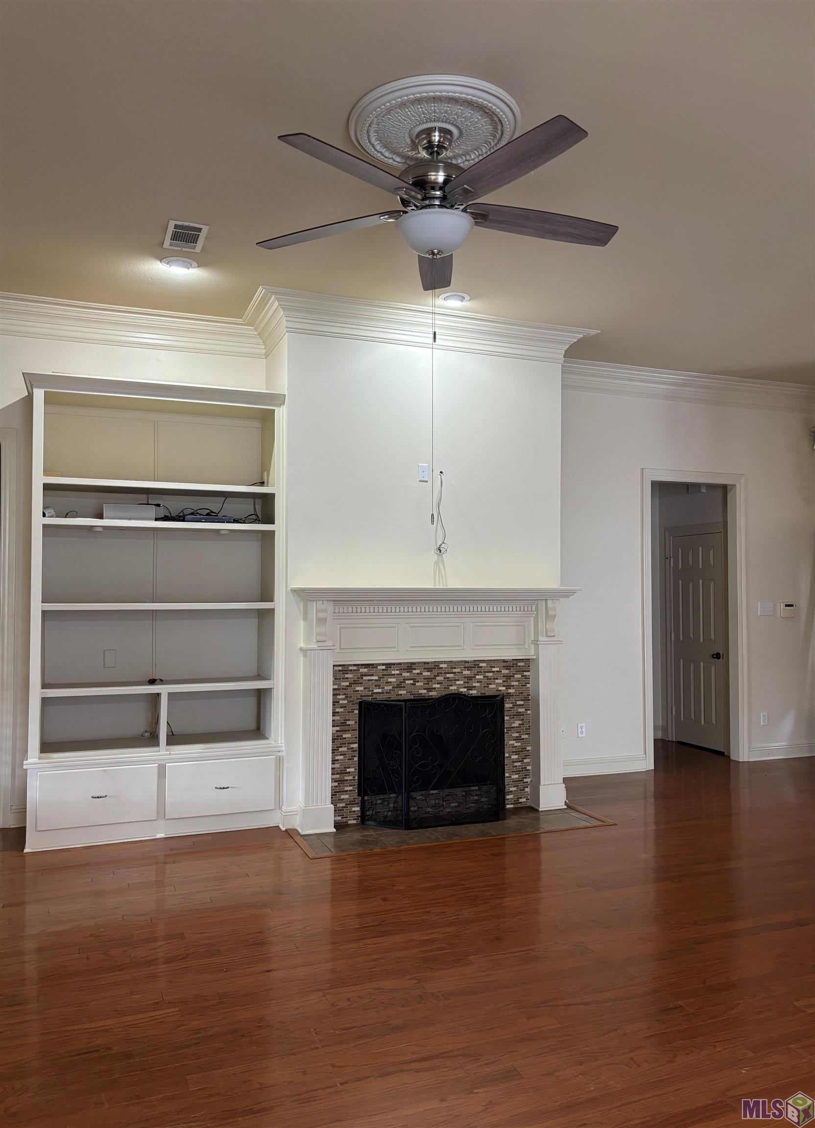 Homes for sale in St. George, LA | 8946 Foxgate Dr, St. George, LA 70809 | MLS# BR2025013506