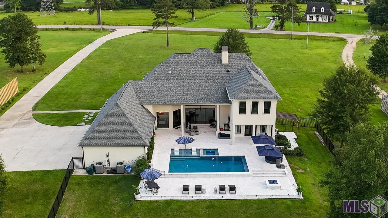 Homes for sale in Pride, LA | 16367 Greenwell Springs-Port Hudson Rd, Pride, LA 70770 | MLS# BR2025013670