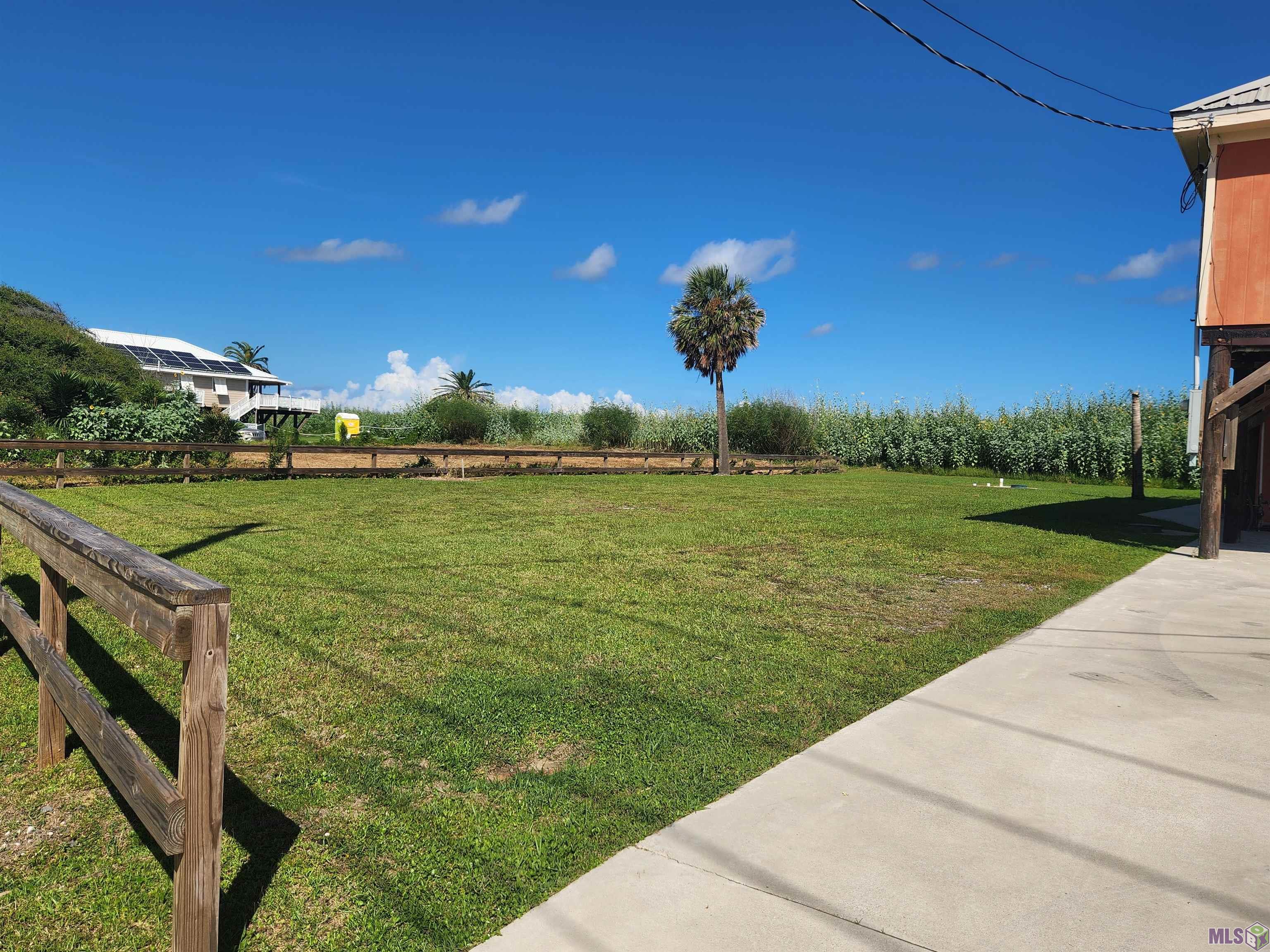 Homes for sale in Grand Isle, LA | 2694 Hwy 1, Grand Isle, LA 70358 | MLS# BY2025013842