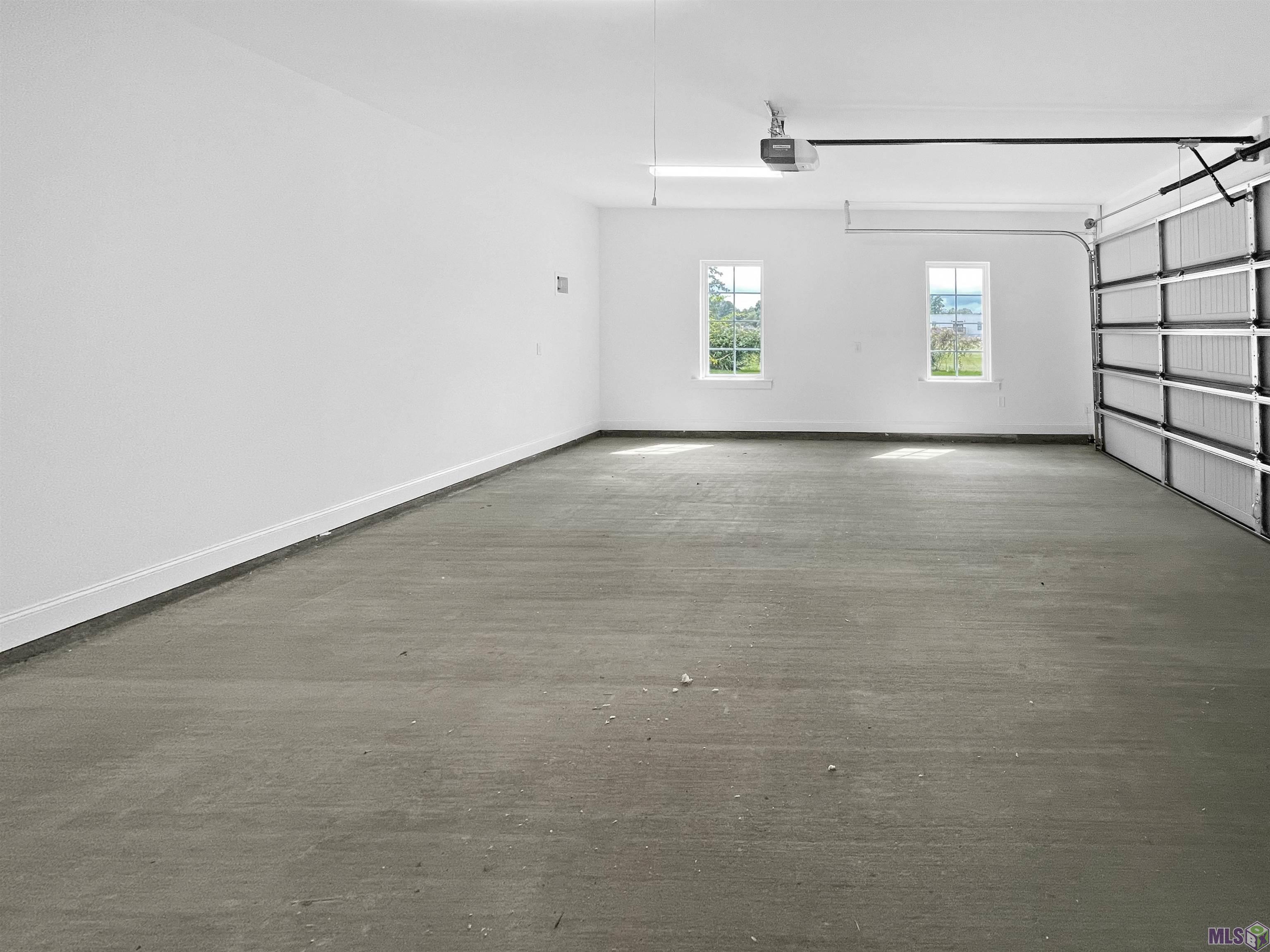 Homes for sale in Greenwell Springs, LA | 17995 Delaney Dr, Greenwell Springs, LA 70739 | MLS# BR2025014015