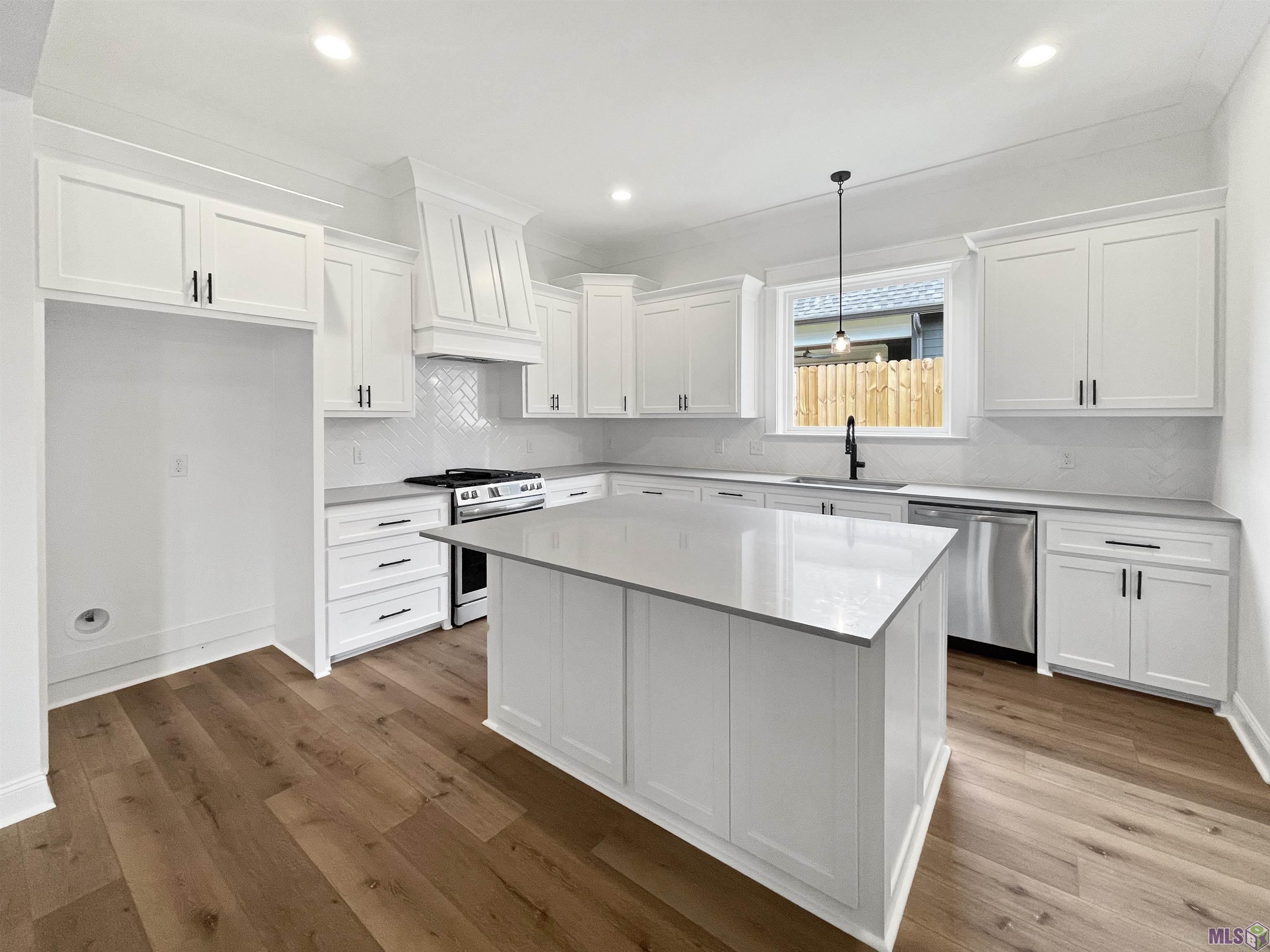 Homes for sale in Greenwell Springs, LA | 17995 Delaney Dr, Greenwell Springs, LA 70739 | MLS# BR2025014015