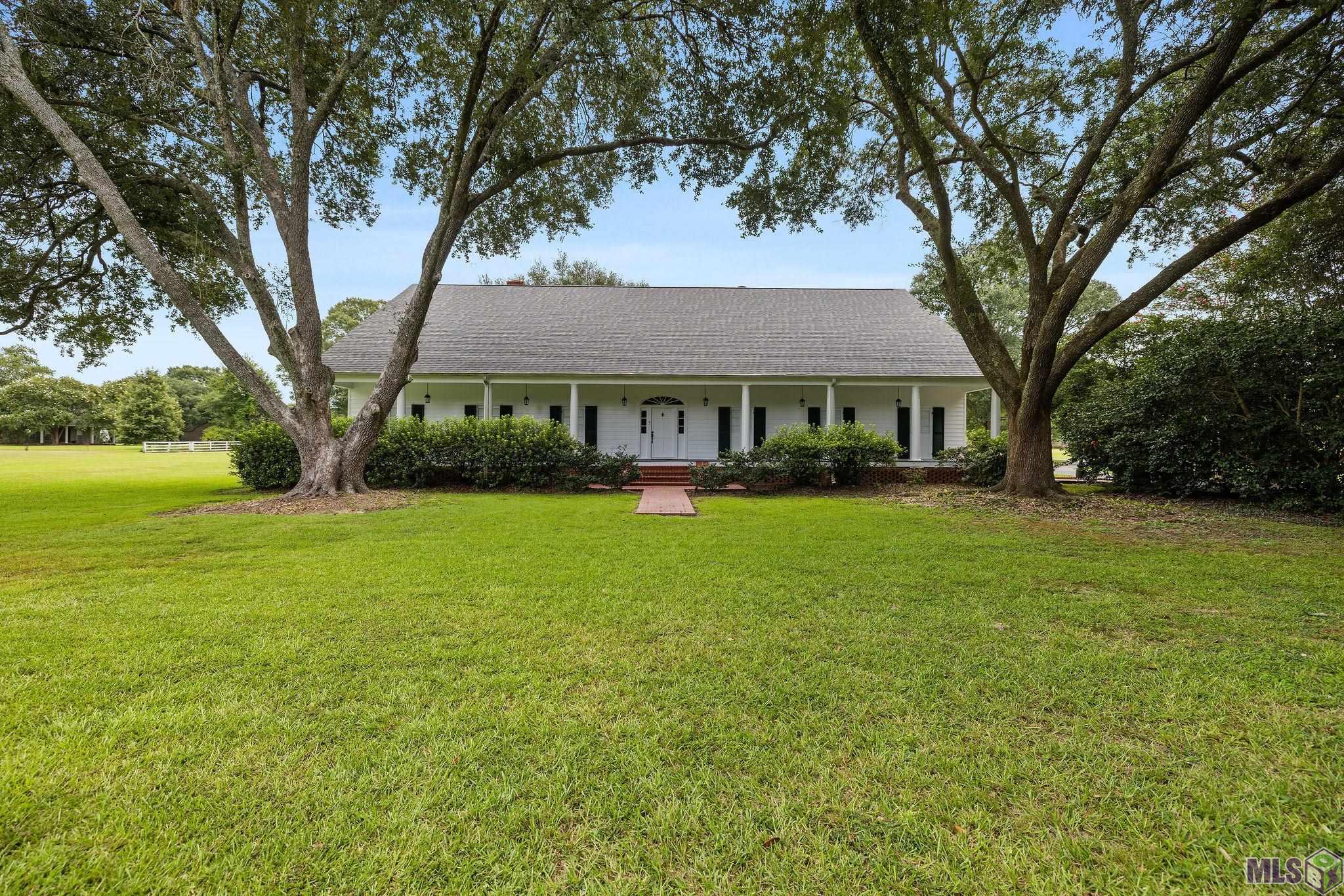 Homes for sale in Zachary, LA | 23316 Elberta Ln, Zachary, LA 70791 | MLS# BR2025014089