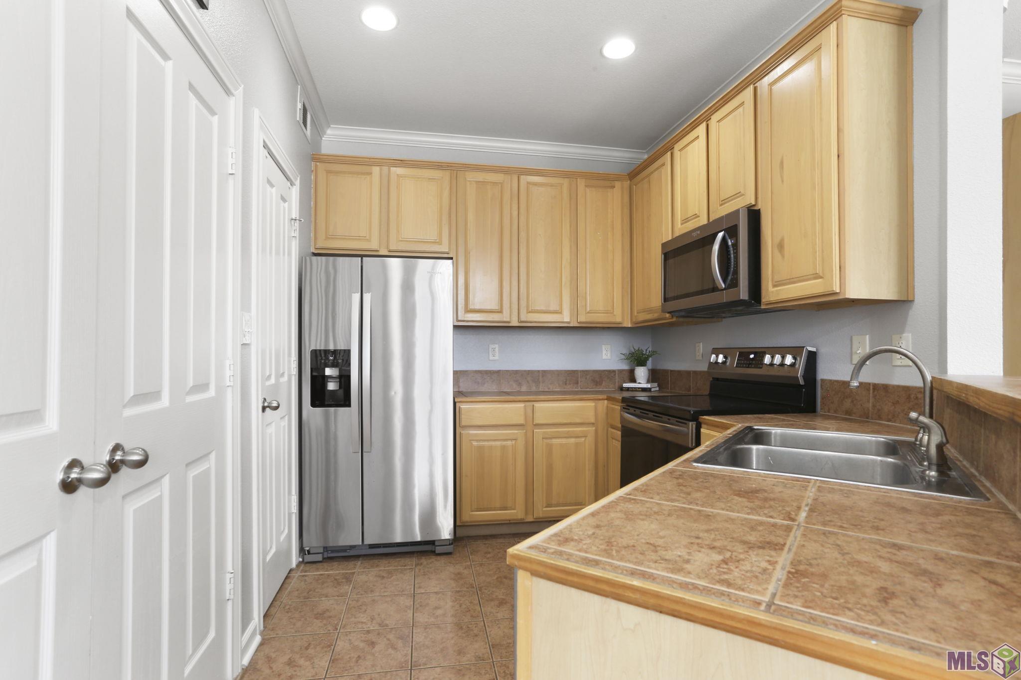 Homes for sale in Baton Rouge, LA | 4000 Lake Beau Pre #13, Baton Rouge, LA 70820 | MLS# BR2025014130