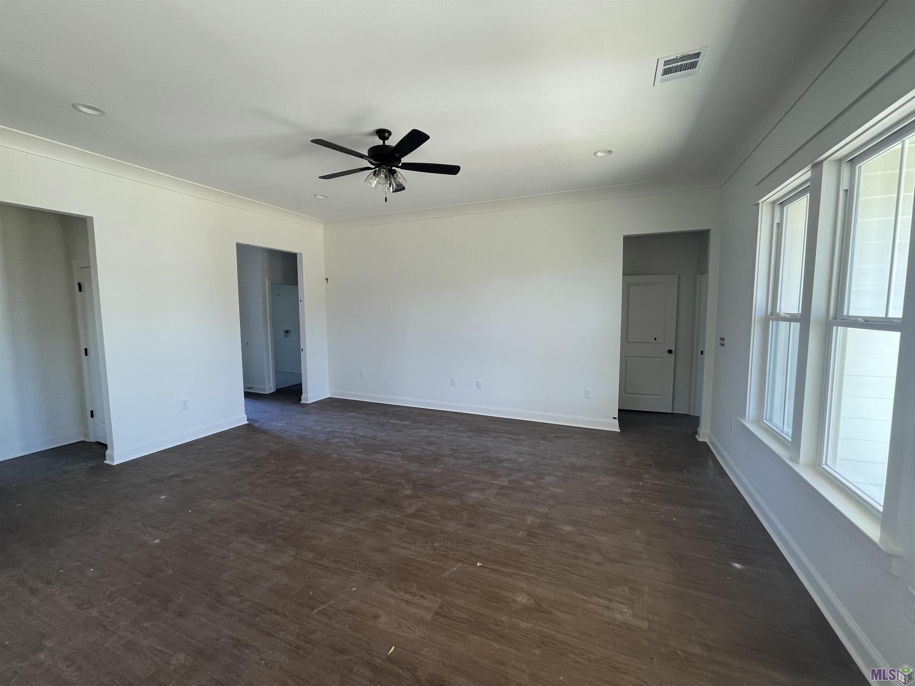 Homes for sale in Denham Springs, LA | 33978 Highlandia Dr, Denham Springs, LA 70706 | MLS# BR2025014174