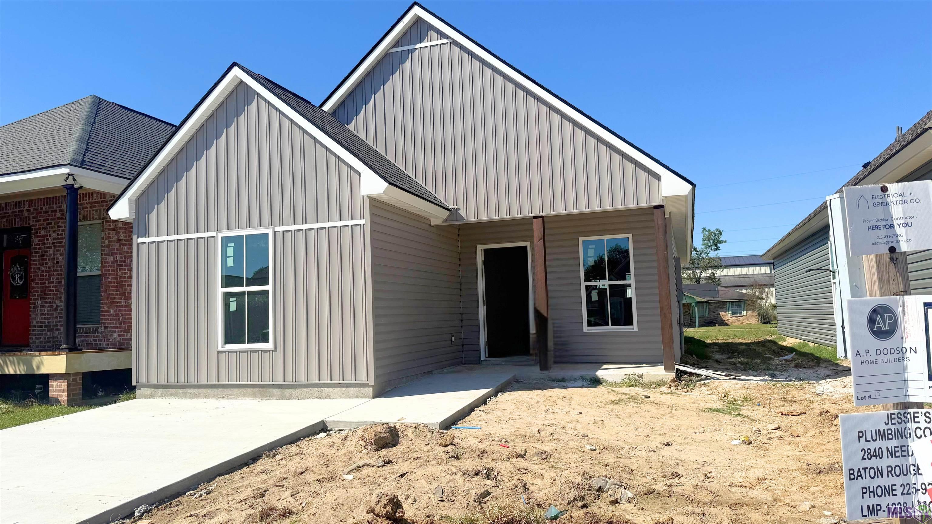 Homes for sale in Gonzales, LA | 417 S Iberville Ave, Gonzales, LA 70737 | MLS# BR2025014182