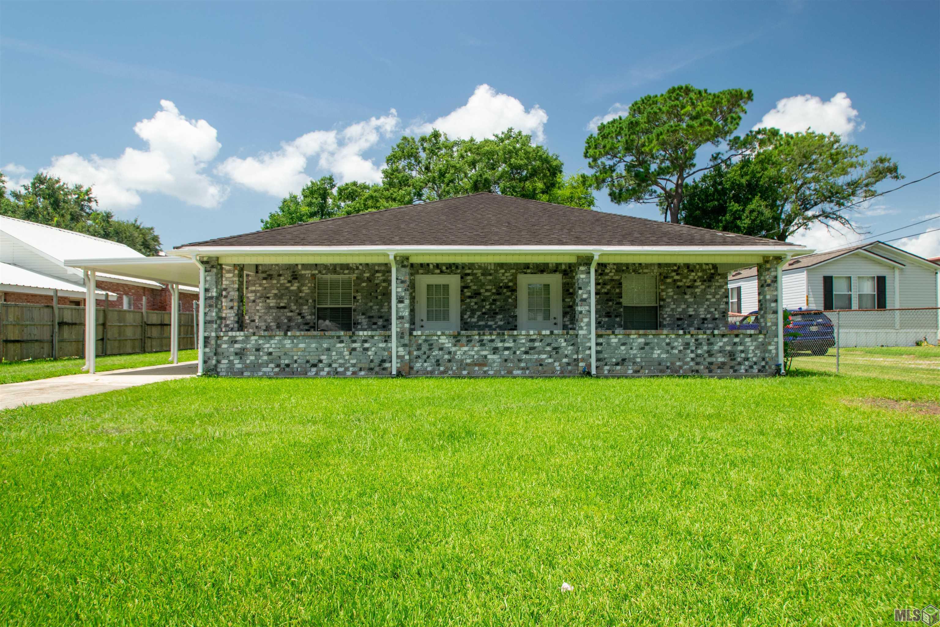 Homes for sale in Bayou Vista, LA | 164 Jupiter St, Bayou Vista, LA 70380 | MLS# BY2025014242