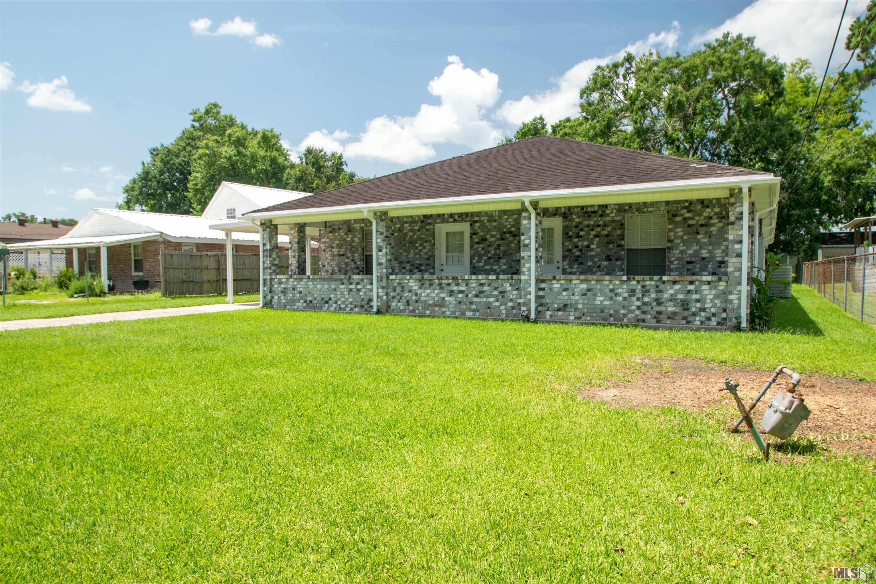 Homes for sale in Bayou Vista, LA | 164 Jupiter St, Bayou Vista, LA 70380 | MLS# BY2025014242