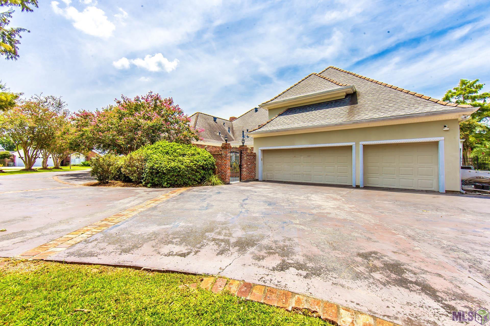 Homes for sale in Houma, LA | 222 Tiger Tail Rd, Houma, LA 70360 | MLS# BY2025014363