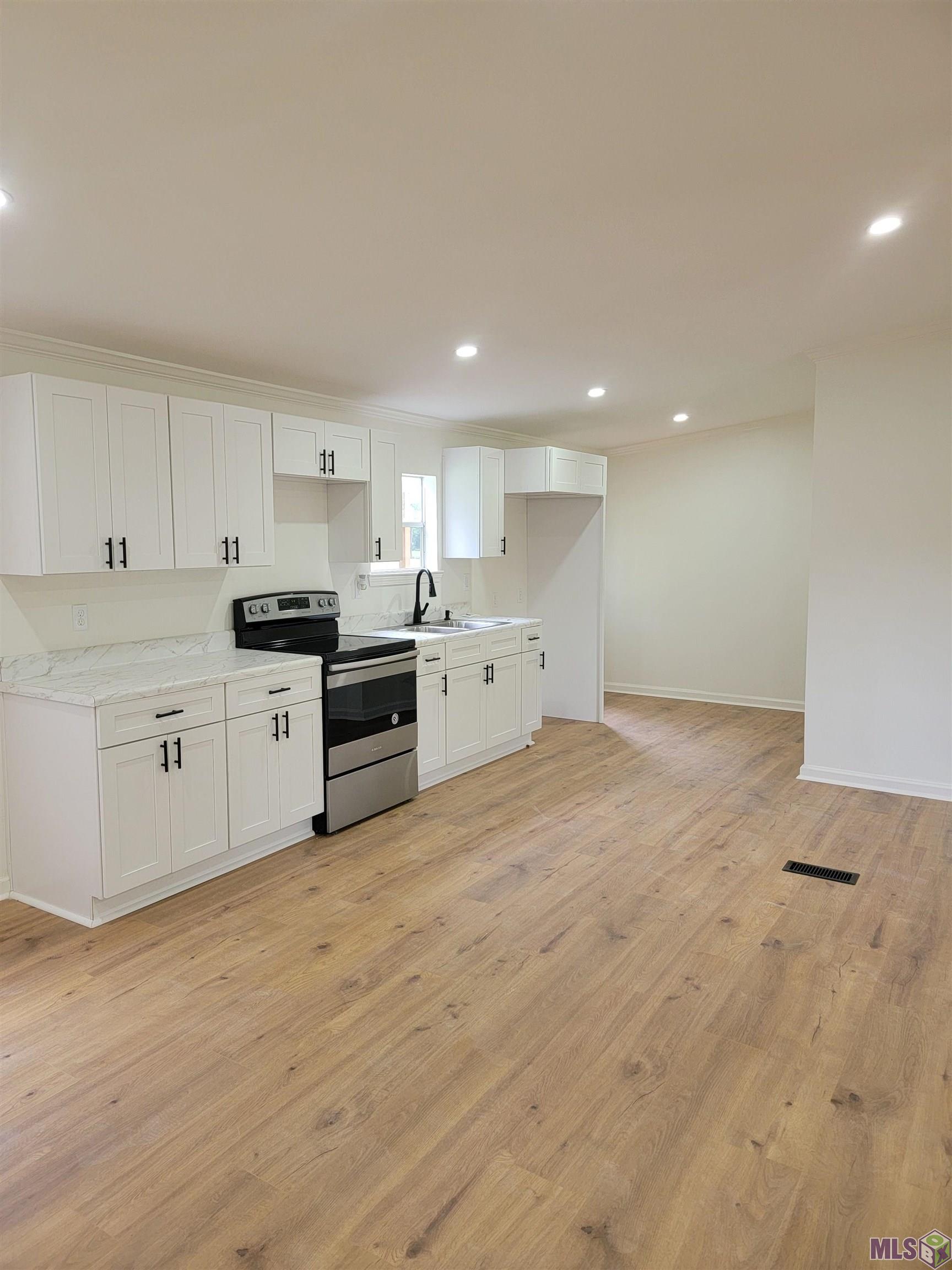 Homes for sale in Port Allen, LA | 5632 Horner Rd, Port Allen, LA 70767 | MLS# BR2025014513