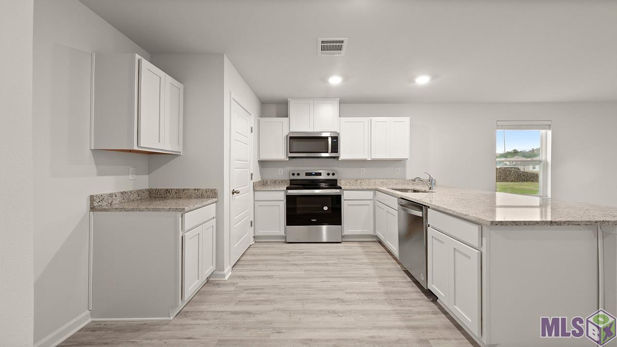 Homes for sale in Denham Springs, LA | 14246 Monmouth Ave, Denham Springs, LA 70726 | MLS# BR2025014612