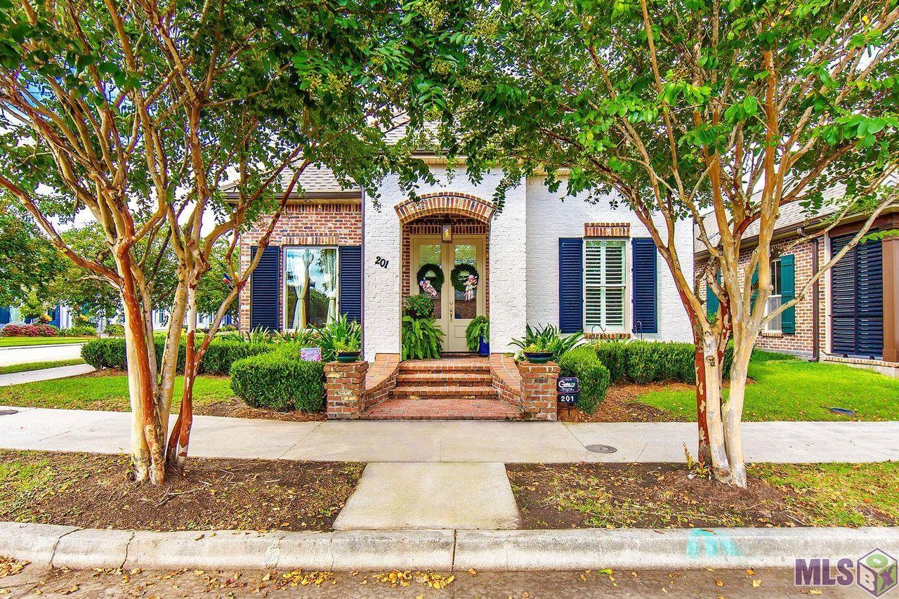 Homes for sale in Houma, LA | 201 Rue Christe, Houma, LA 70360 | MLS# BY2025014795