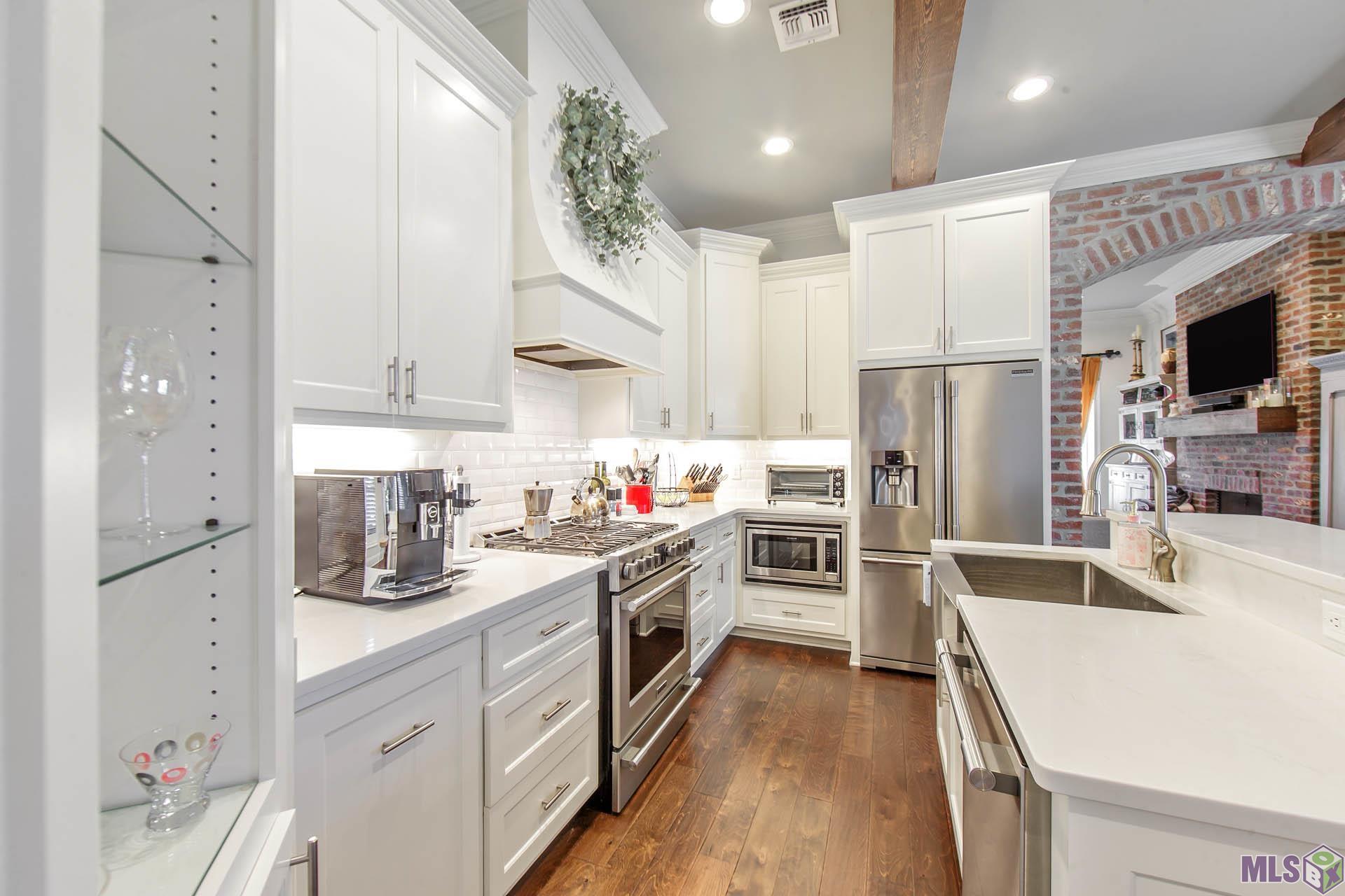 Homes for sale in Houma, LA | 201 Rue Christe, Houma, LA 70360 | MLS# BY2025014795