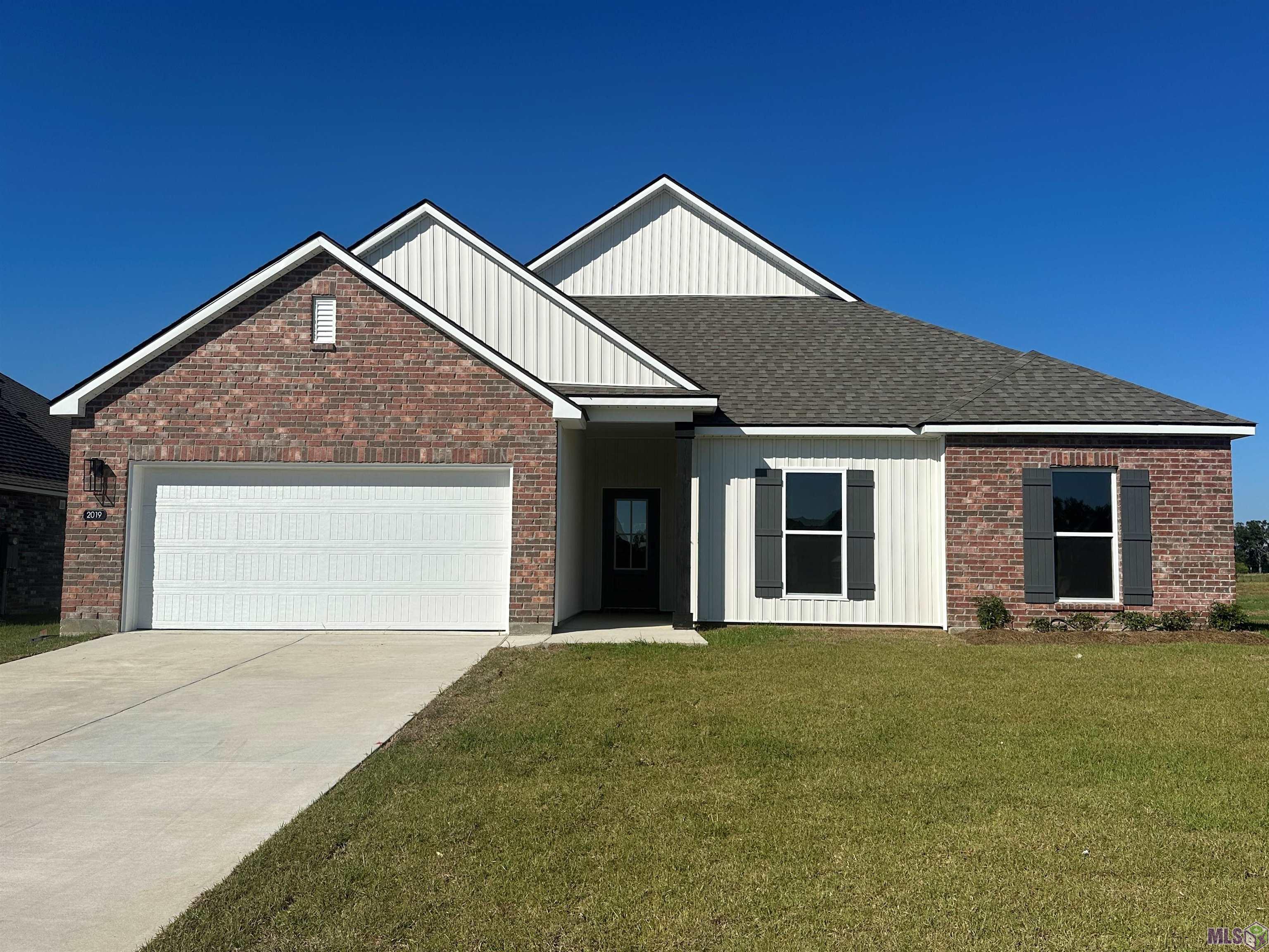 Homes for sale in Zachary, LA | 2019 Clark Ave, Zachary, LA 70791 | MLS# BR2025014820