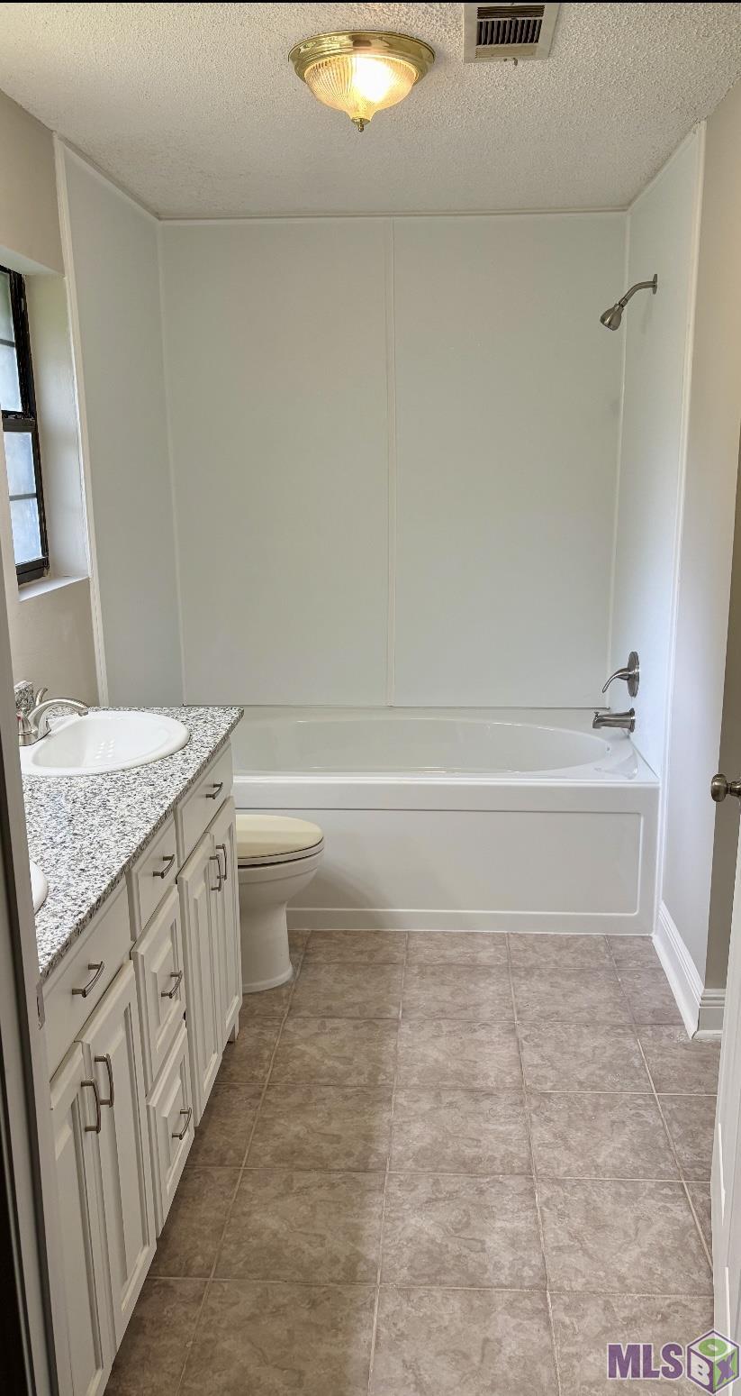 Homes for sale in Denham Springs, LA | 24630 Kenneth Dr, Denham Springs, LA 70726 | MLS# BR2025014871