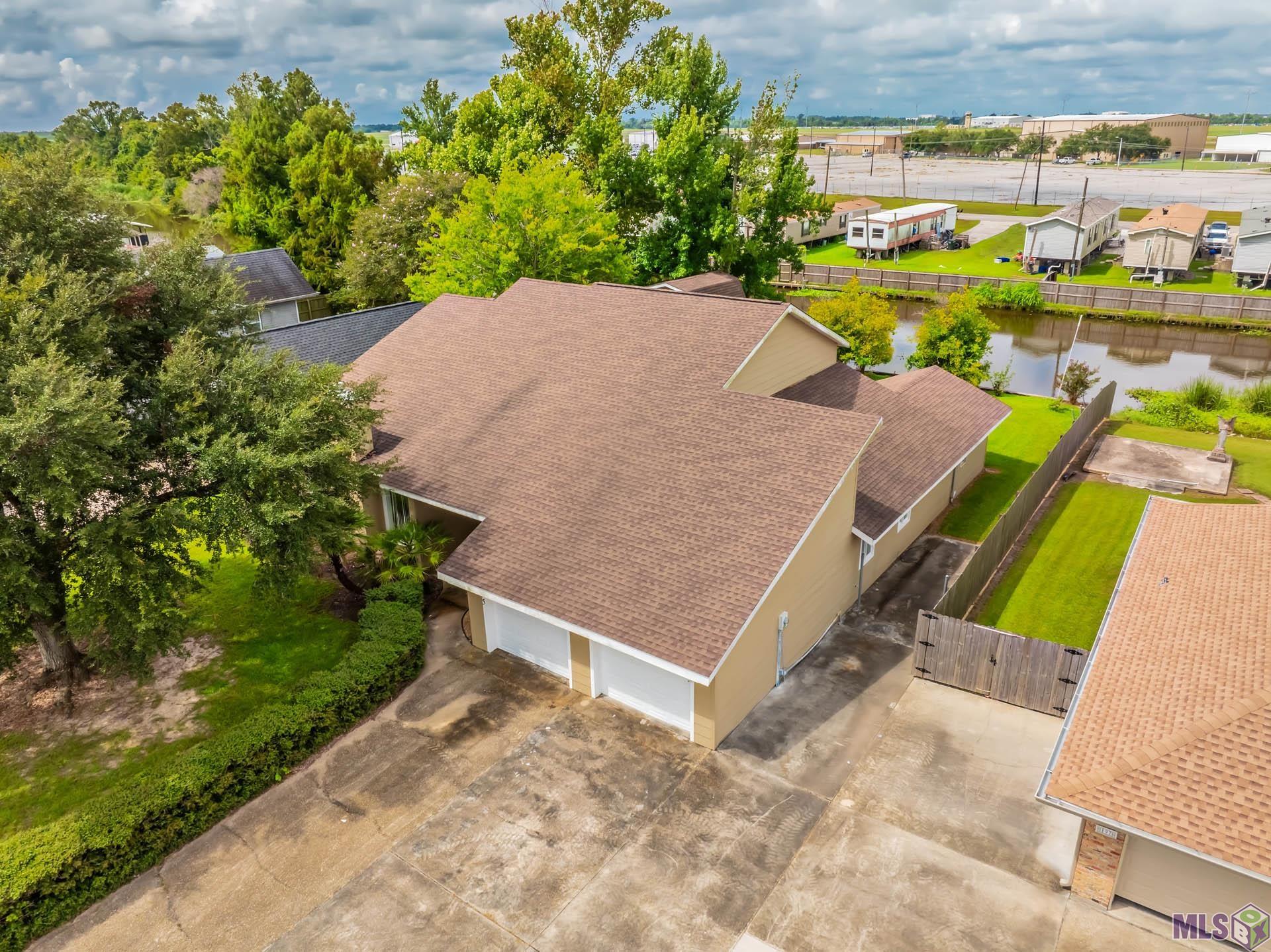 Homes for sale in Houma, LA | 195 Presque Isle Dr, Houma, LA 70363 | MLS# BY2025015035