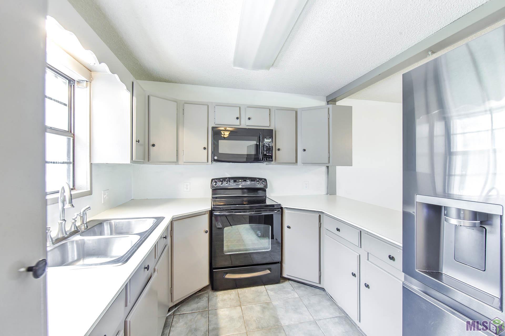 Homes for sale in Schriever, LA | 2018 Bull Run Rd, Schriever, LA 70395 | MLS# BY2025015069