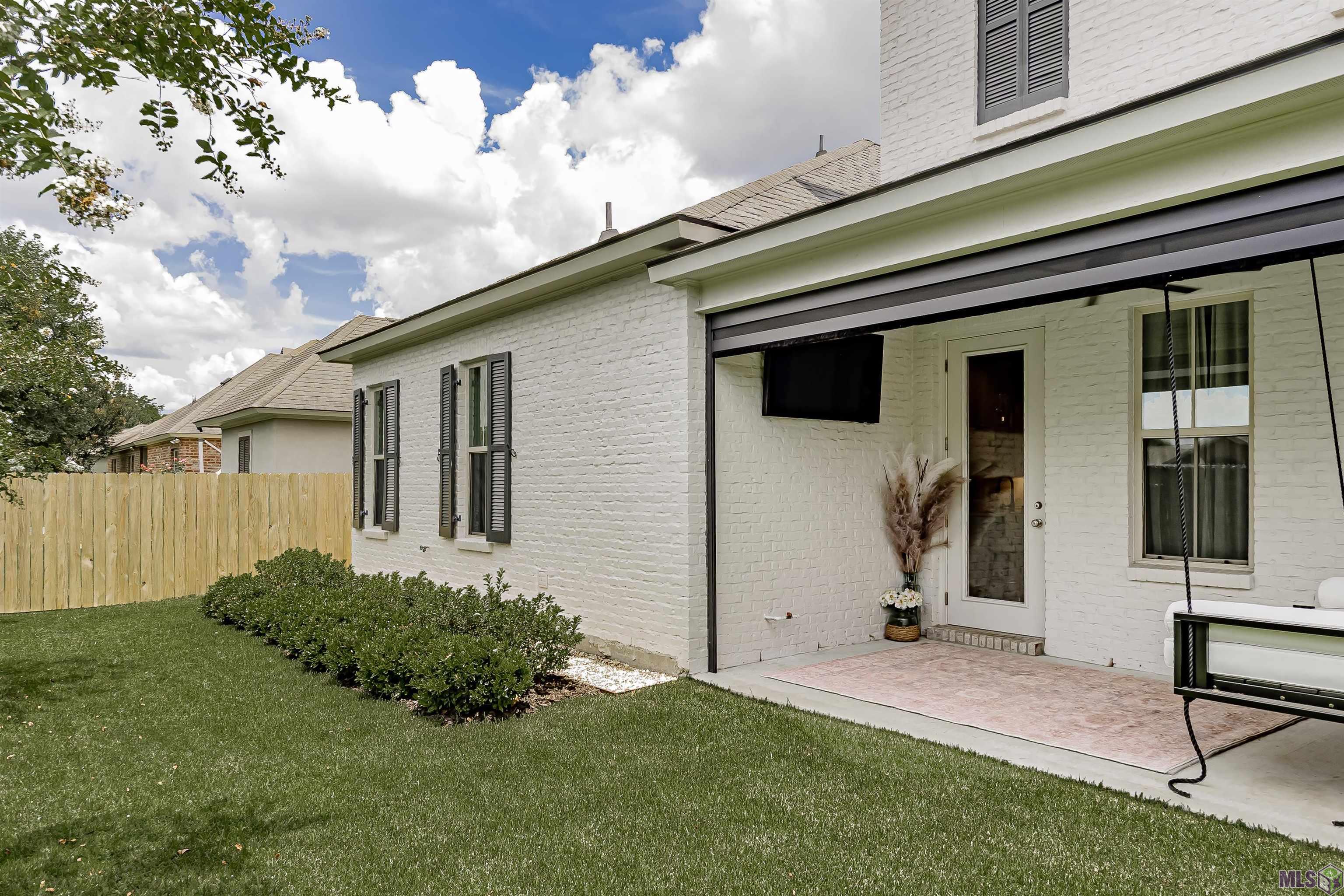 Homes for sale in Zachary, LA | 3673 Spanish Trail, Zachary, LA 70791 | MLS# BR2025015096