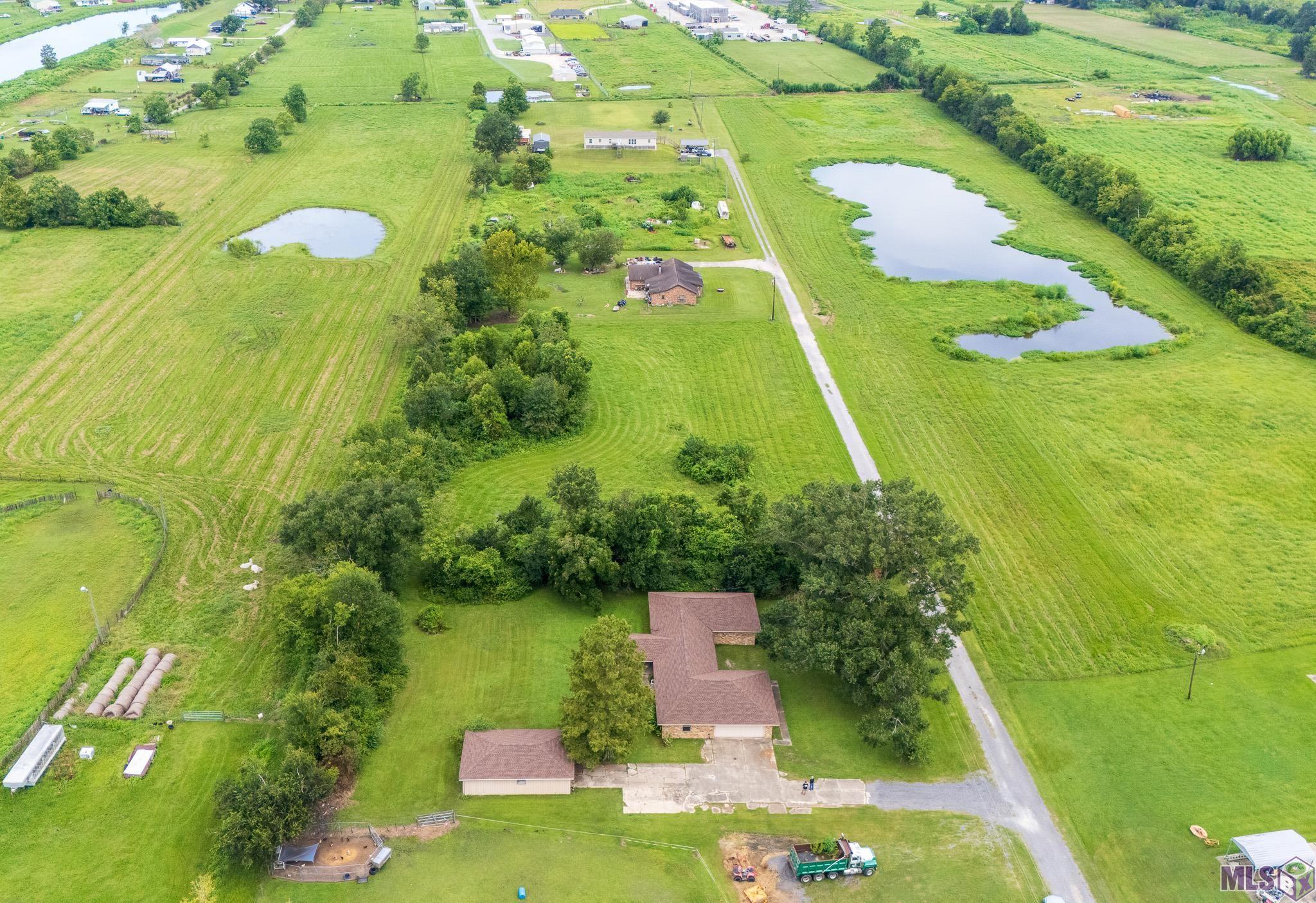 Homes for sale in Raceland, LA | 376 Hwy 652, Raceland, LA 70394 | MLS# BY2025015125