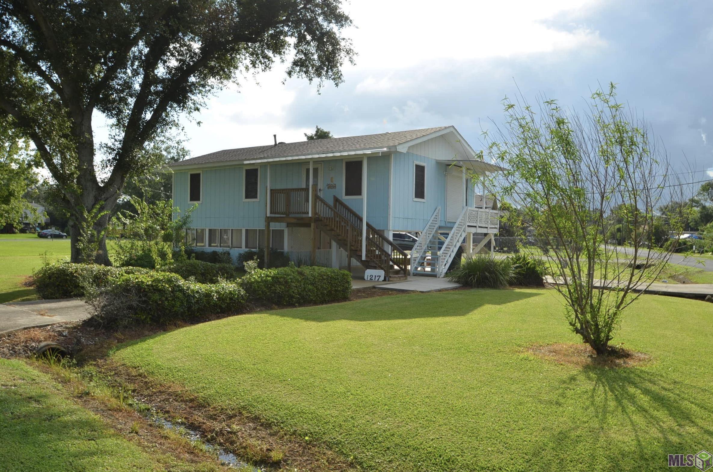 Homes for sale in Montegut, LA | 1217 Huey P Long Ave, Montegut, LA 70377 | MLS# BY2025015276