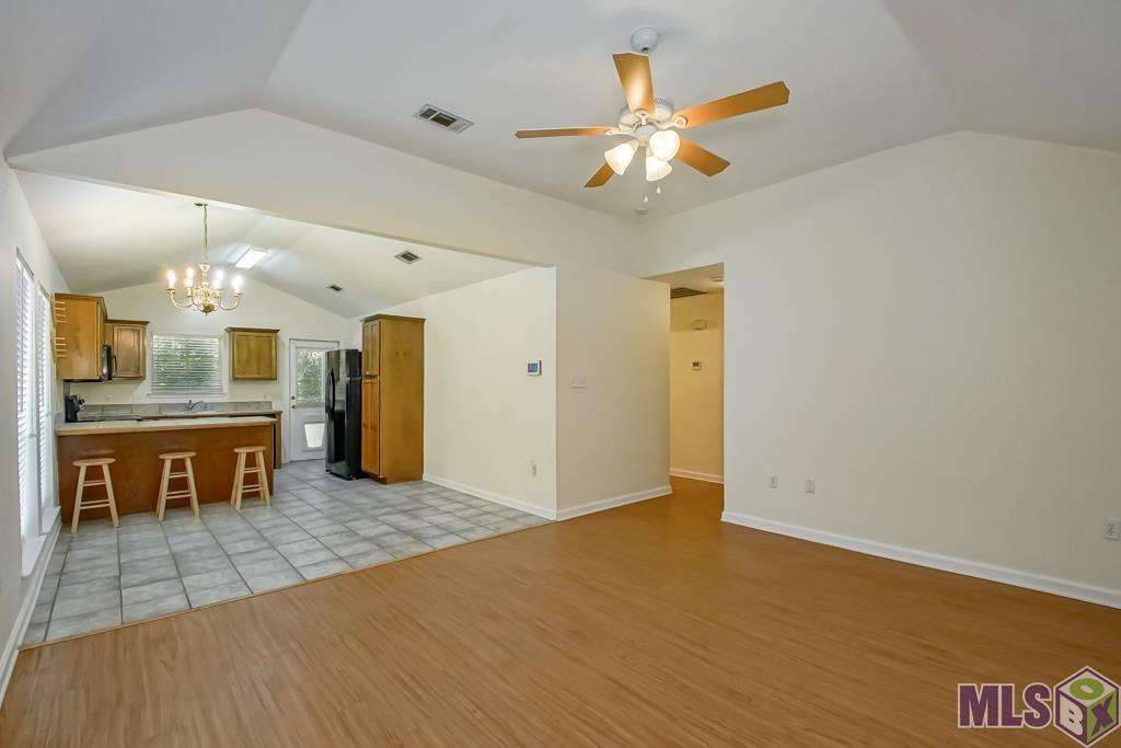 Homes for sale in Baton Rouge, LA | 1352 Harwich Dr, Baton Rouge, LA 70820 | MLS# BR2025015661