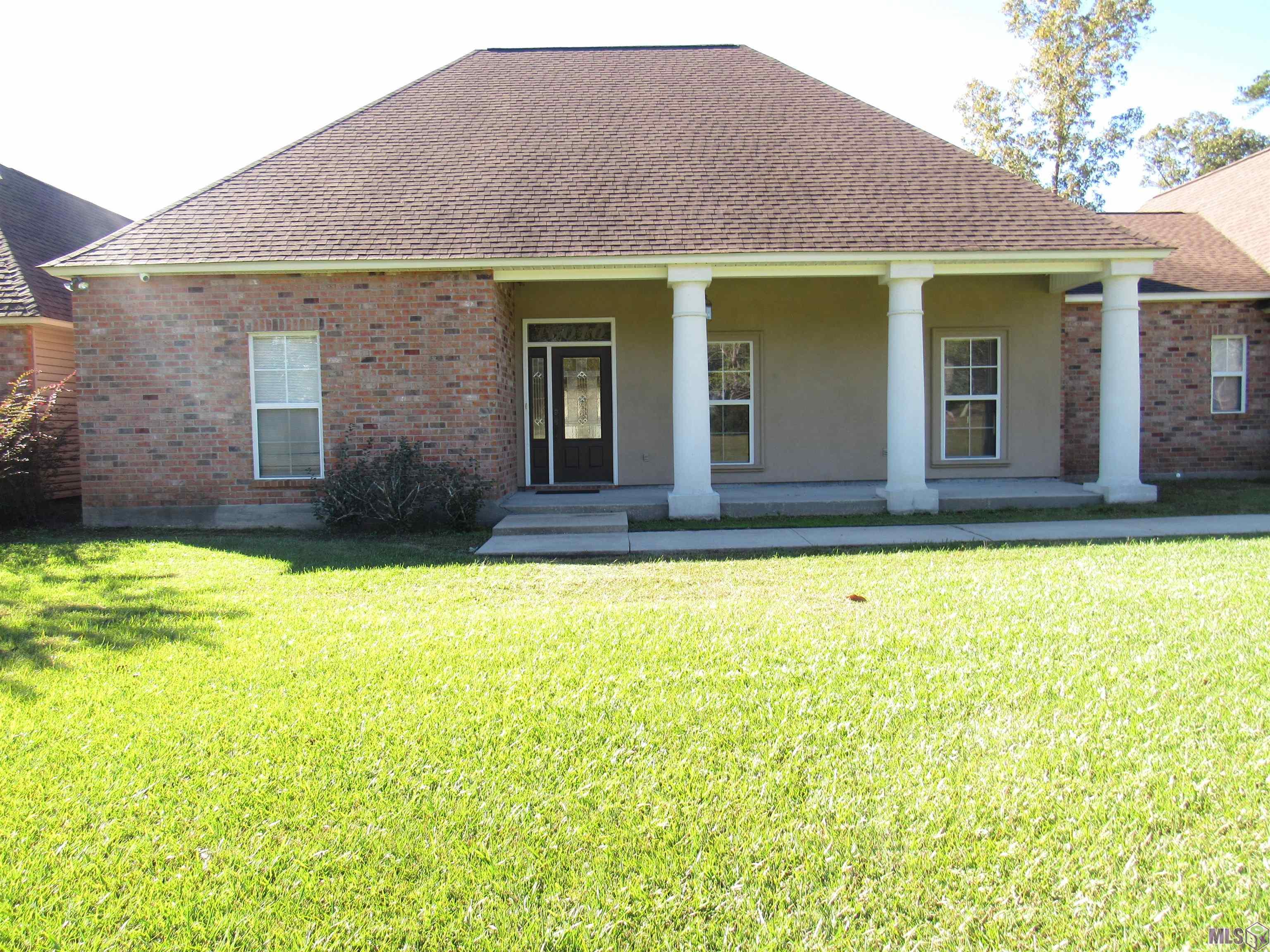 Homes for sale in Pride, LA | 16010 Peairs Rd, Pride, LA 70770 | MLS# BR2025015821