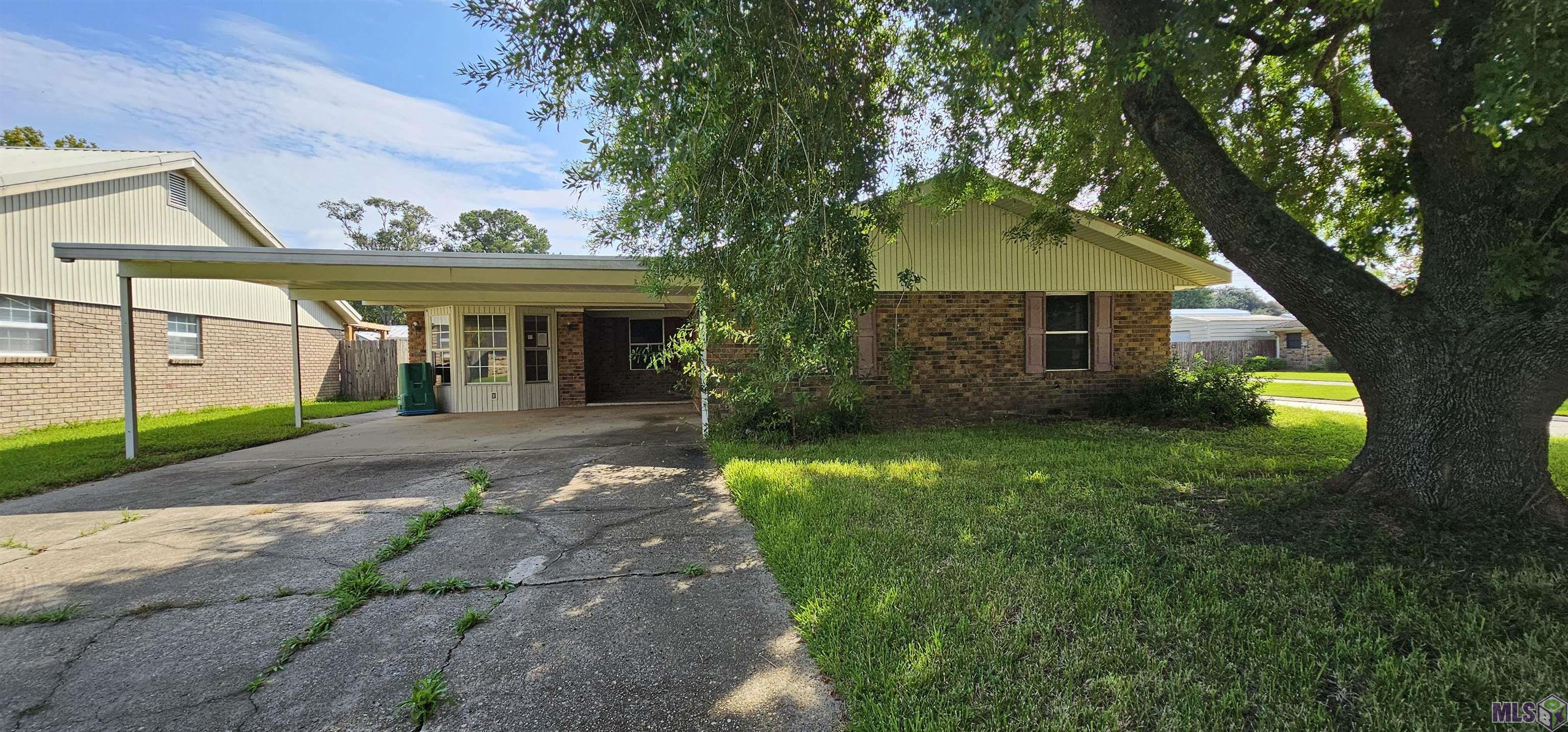 Homes for sale in Morgan, LA | 2600 Maple St, Morgan, LA 70380 | MLS# BY2025015835