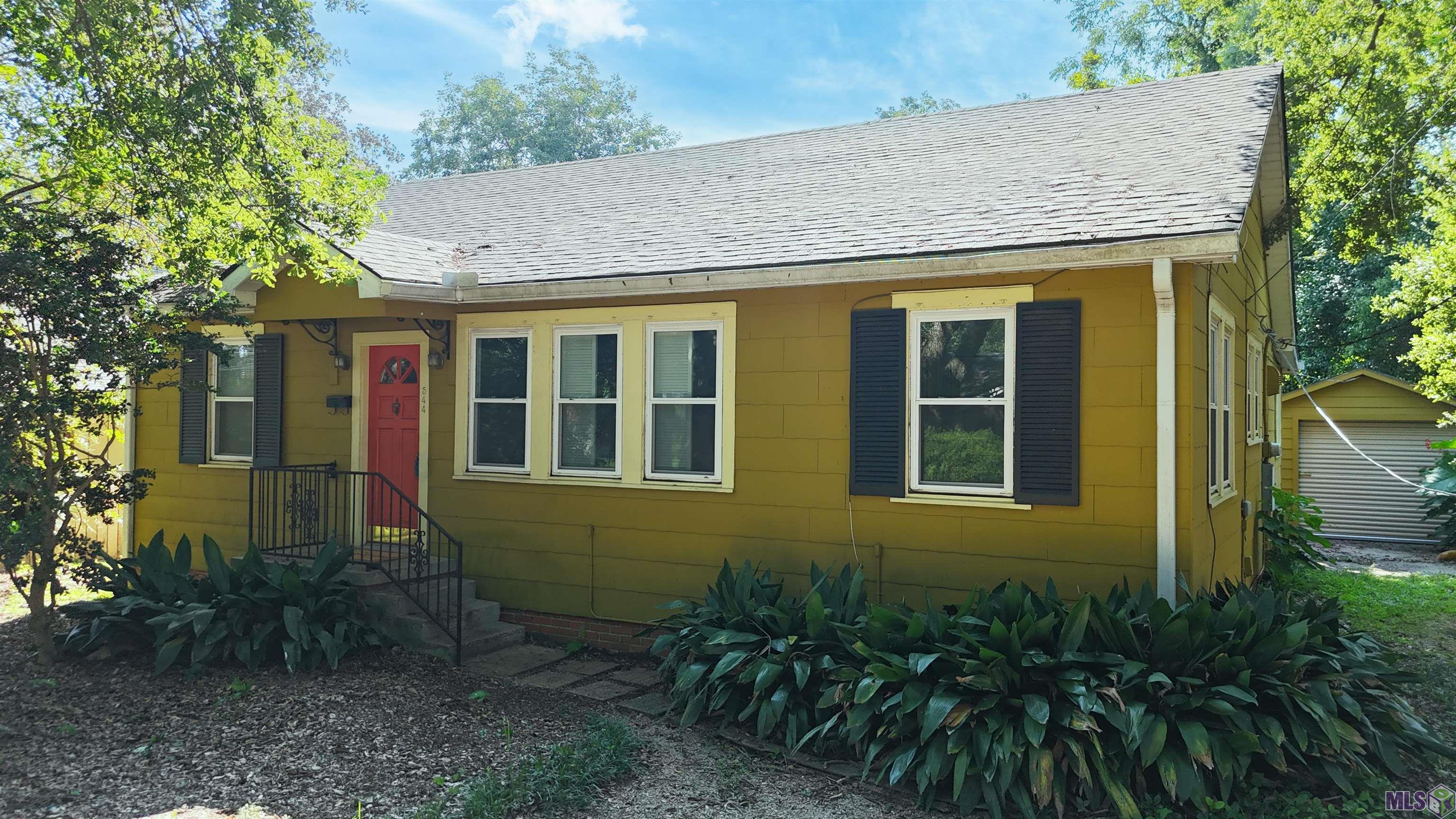 Homes for sale in Baton Rouge, LA | 544 Polytech Dr, Baton Rouge, LA 70808 | MLS# BR2025015884