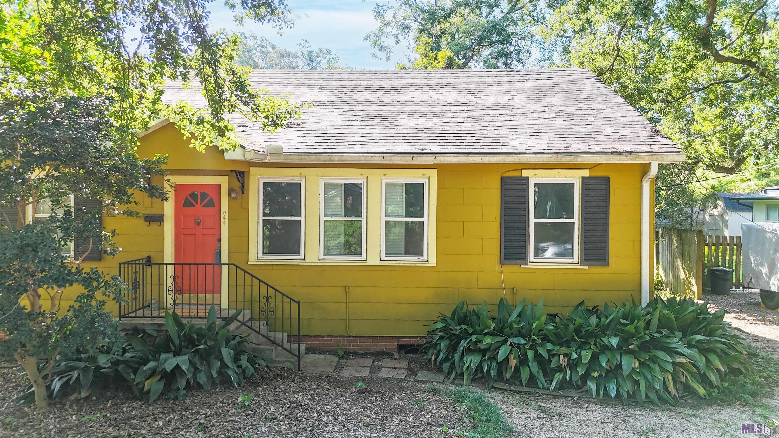 Homes for sale in Baton Rouge, LA | 544 Polytech Dr, Baton Rouge, LA 70808 | MLS# BR2025015884