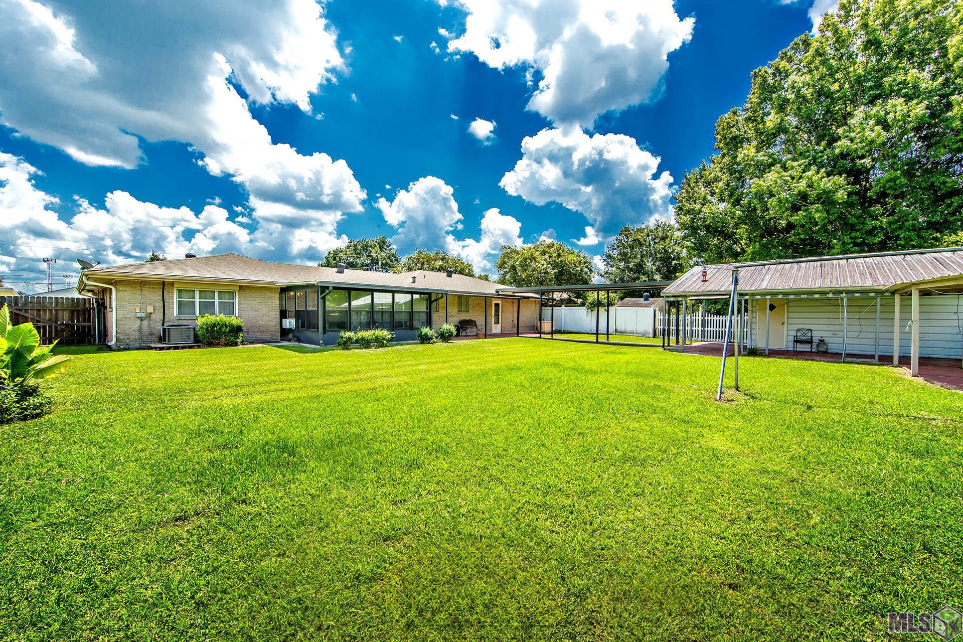 Homes for sale in Houma, LA | 126 Burkwall Dr, Houma, LA 70360 | MLS# BY2025016018