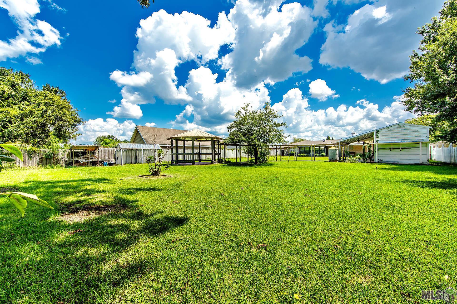 Homes for sale in Houma, LA | 126 Burkwall Dr, Houma, LA 70360 | MLS# BY2025016018