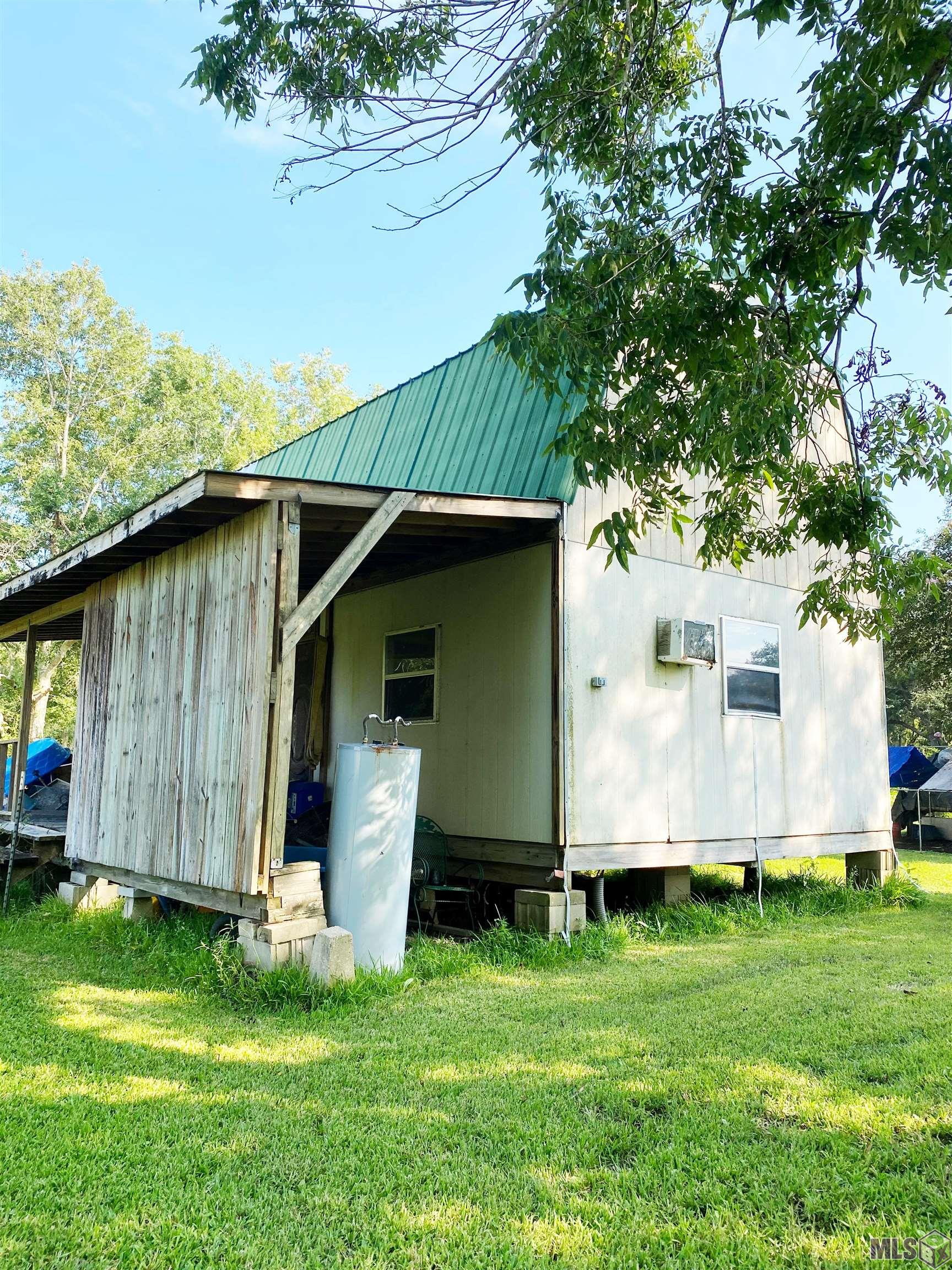 Homes for sale in Theriot, LA | 1568 Doctor Beatrous Rd, Theriot, LA 70360 | MLS# BY2025016025