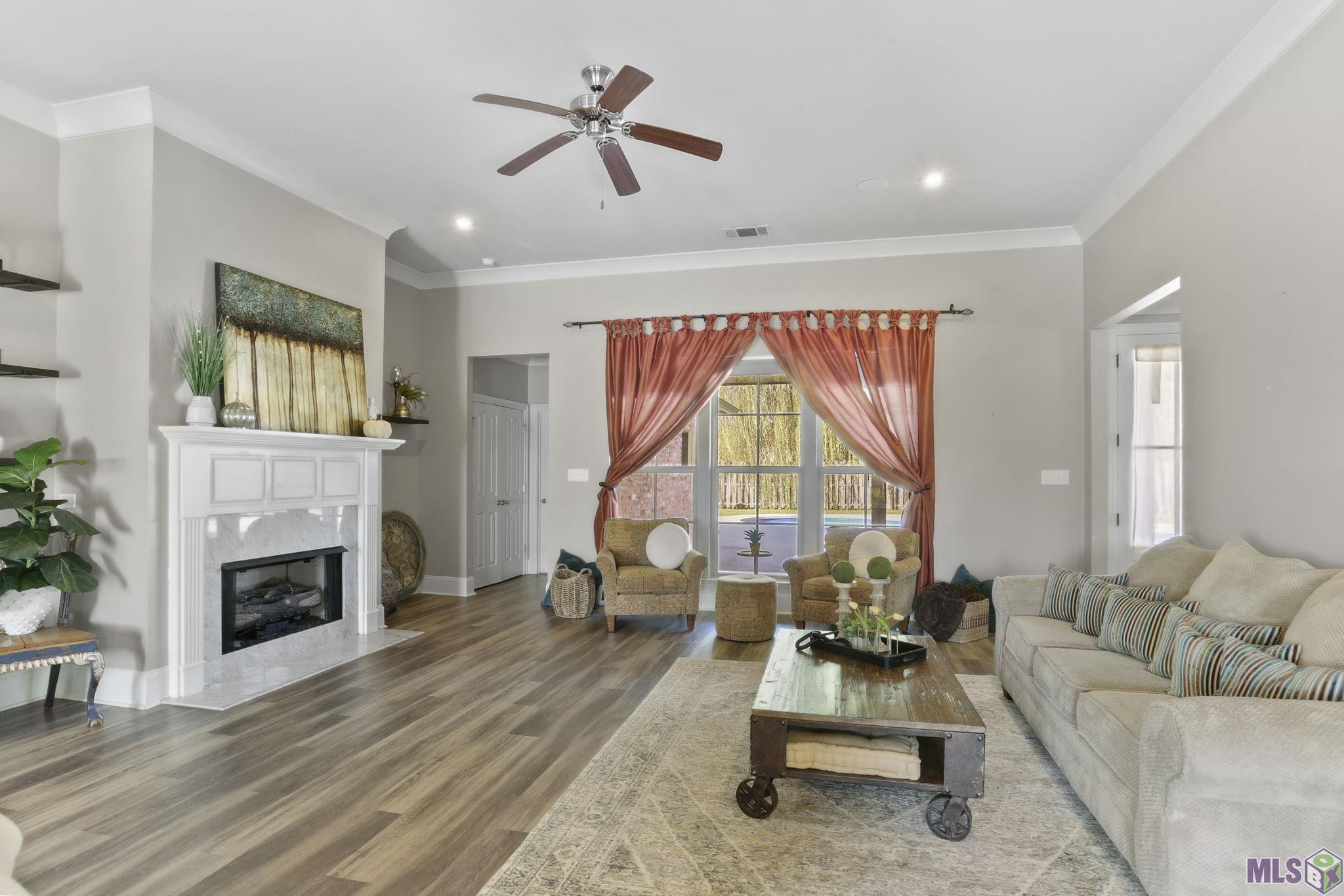 Homes for sale in Zachary, LA | 3730 Club View Ct, Zachary, LA 70791 | MLS# BR2025016040