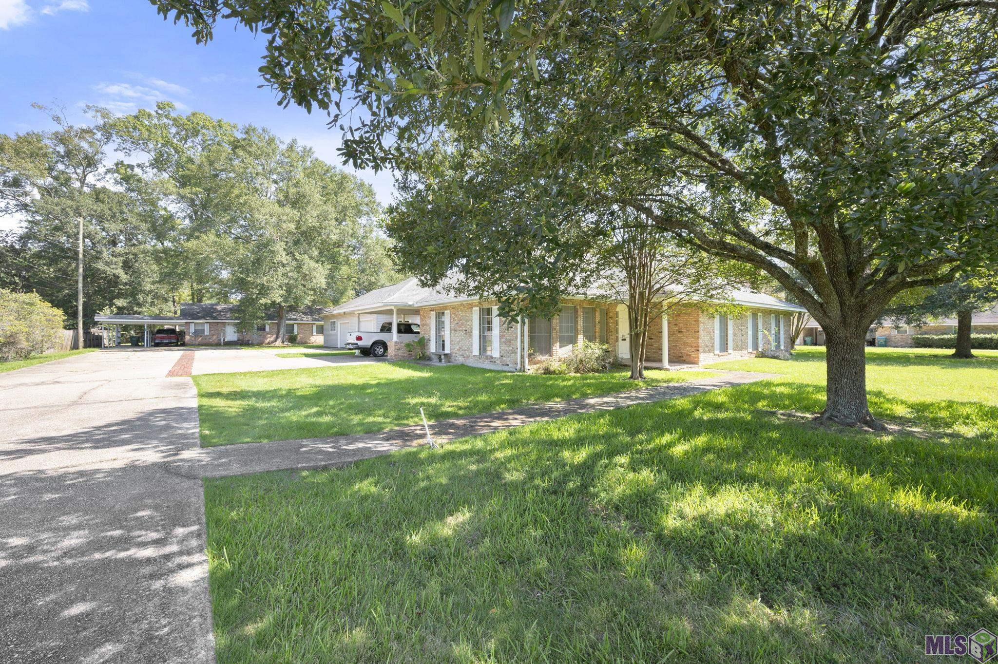 Homes for sale in Denham Springs, LA | 405 N College Street East, Denham Springs, LA 70726 | MLS# BR2025016486