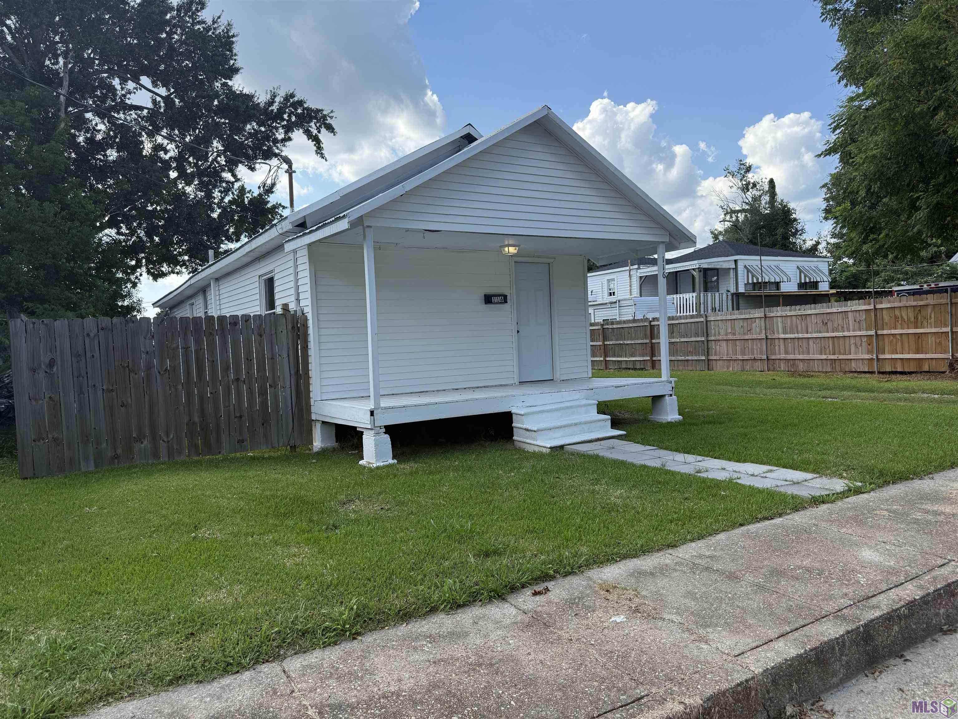 Homes for sale in Houma, LA | 116 Leona Street, Houma, LA 70363 | MLS# BY2025016584