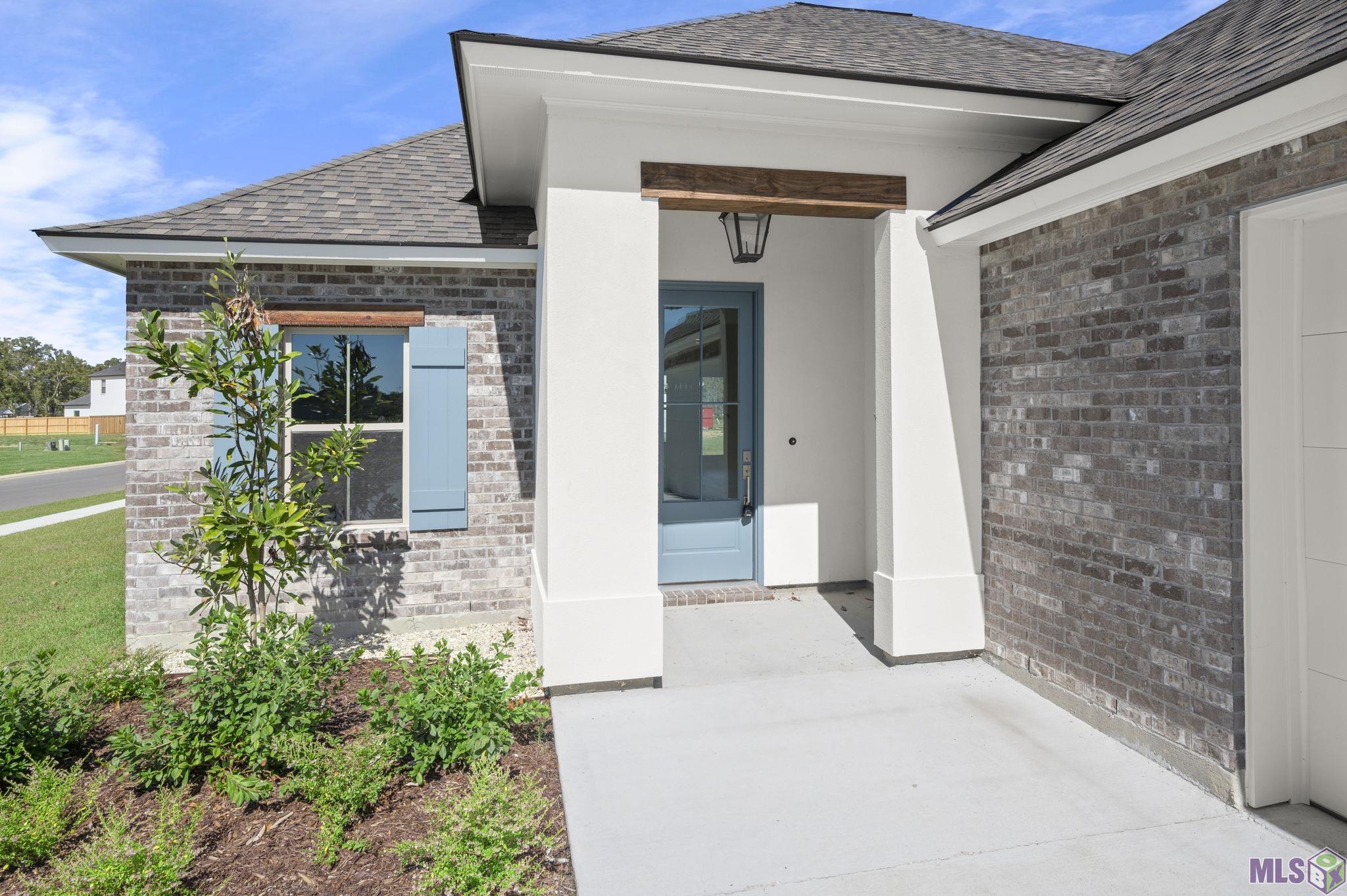 Homes for sale in Prairieville, LA | 37260 Dulcito Ave, Prairieville, LA 70769 | MLS# BR2025016701