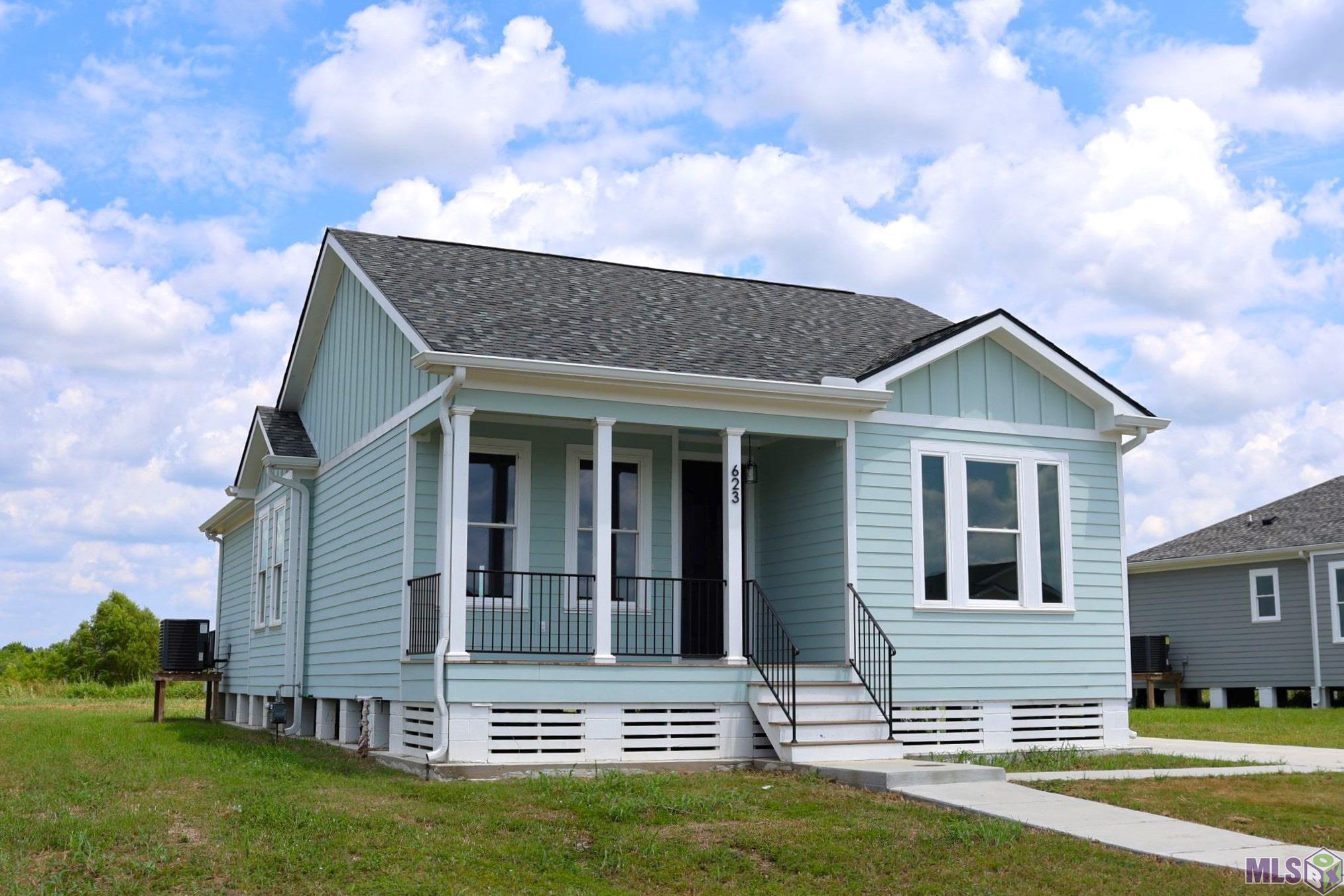 Homes for sale in Gray, LA | 623 Jean Charles Boulevard, Gray, LA 70359 | MLS# BY2025016753