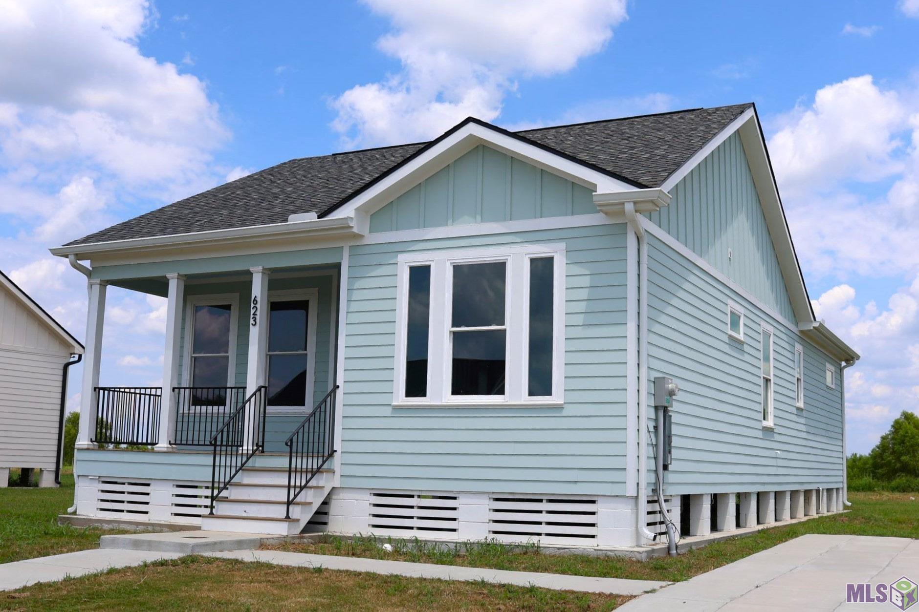 Homes for sale in Gray, LA | 623 Jean Charles Boulevard, Gray, LA 70359 | MLS# BY2025016753