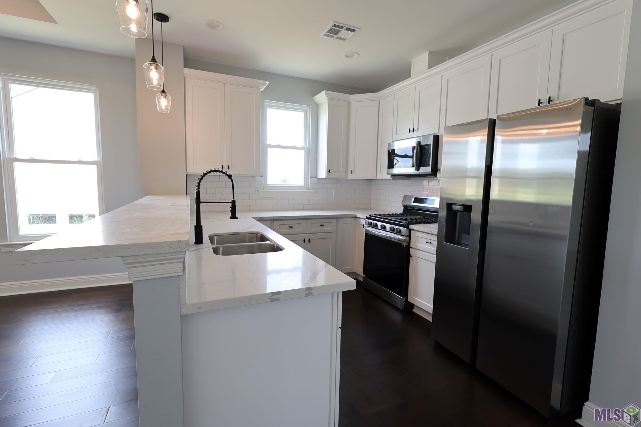 Homes for sale in Gray, LA | 623 Jean Charles Boulevard, Gray, LA 70359 | MLS# BY2025016753