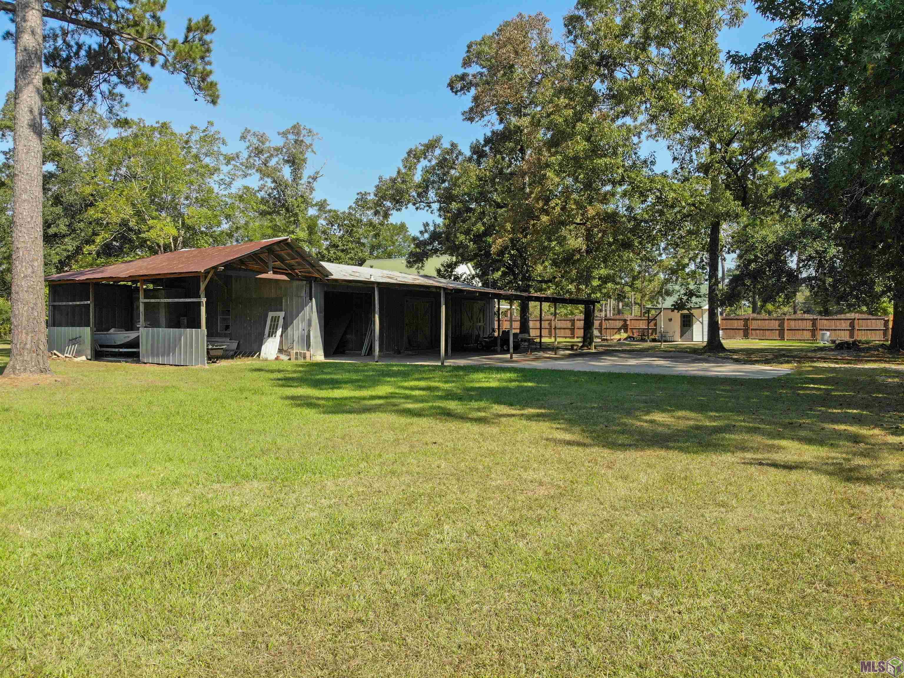 Homes for sale in Holden, LA | 24744 La Hwy 42, Holden, LA 70744 | MLS# BR2025017133