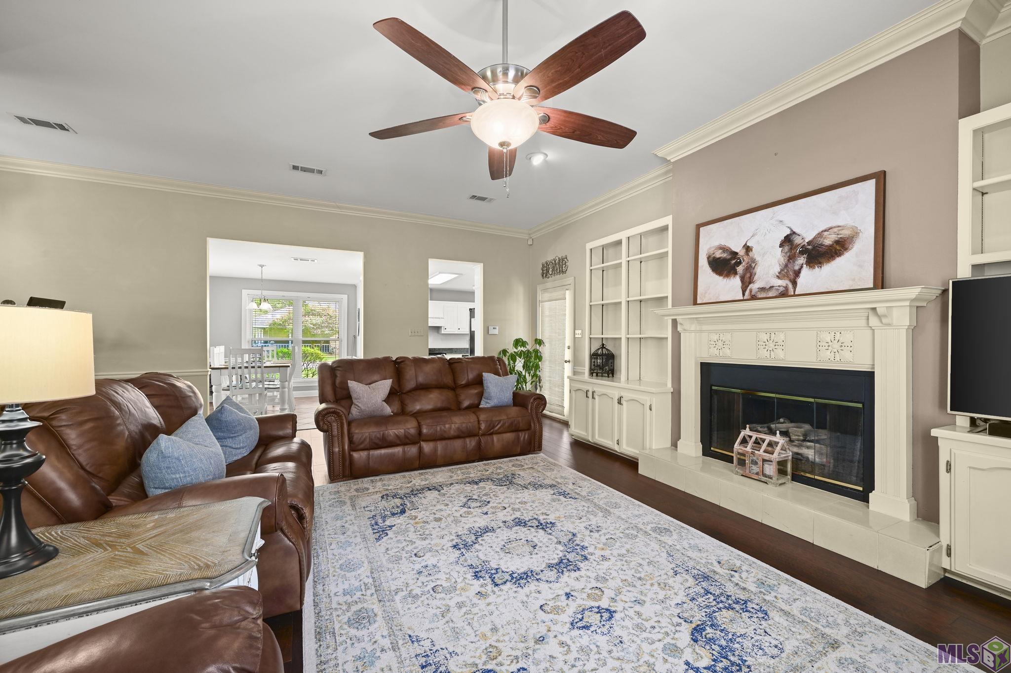 Homes for sale in Port Allen, LA | 2607 Riverside Dr, Port Allen, LA 70767 | MLS# BR2025017246