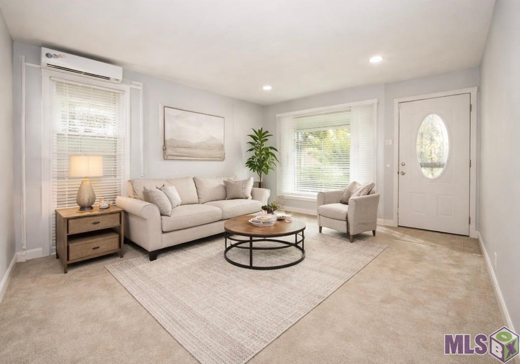 Homes for sale in Baton Rouge, LA | 5233 Satinwood Dr, Baton Rouge, LA 70812 | MLS# BR2025017378