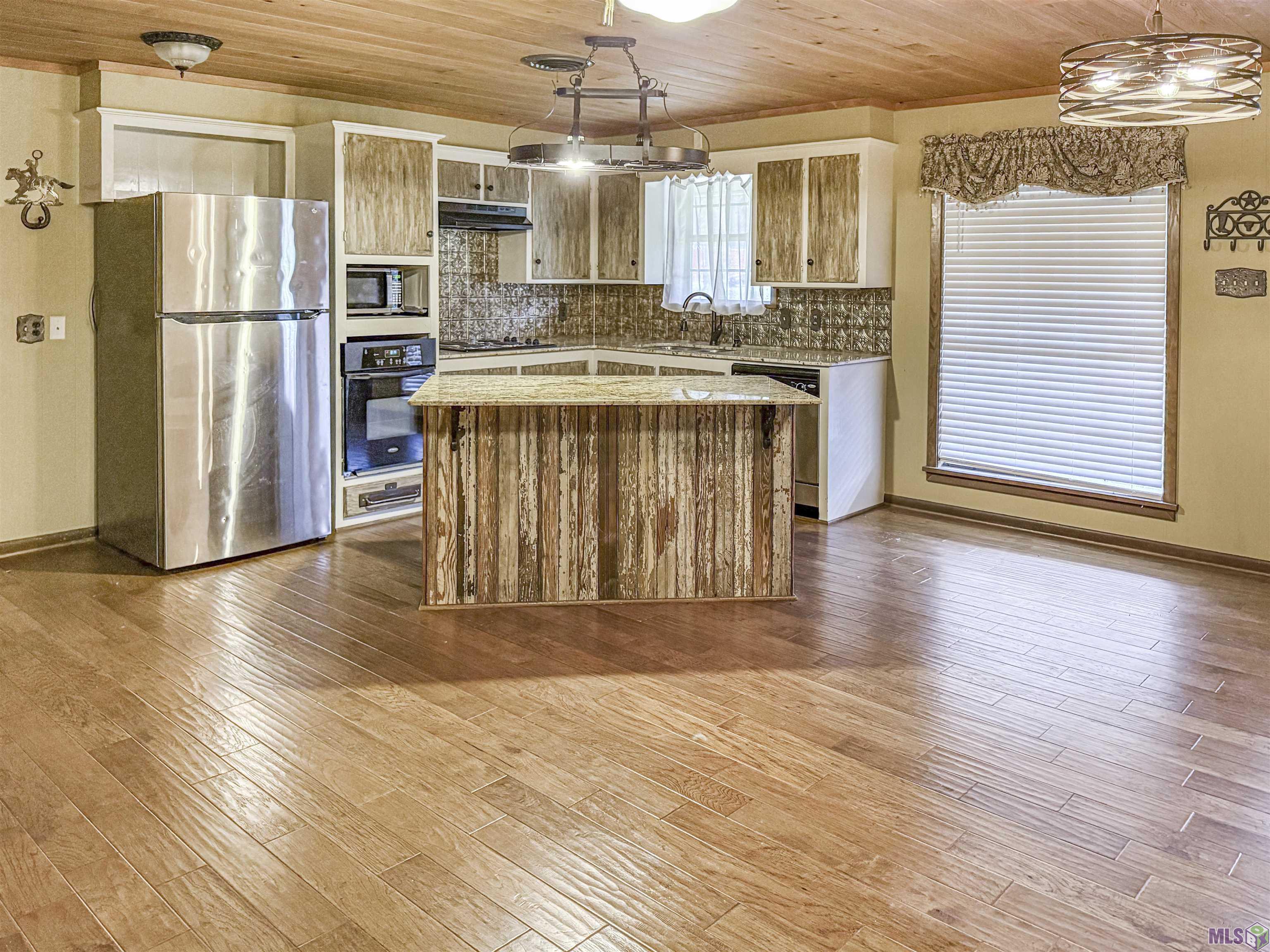 Homes for sale in Innis, LA | 8849 La Hwy 418, Innis, LA 70747 | MLS# BR2025017526