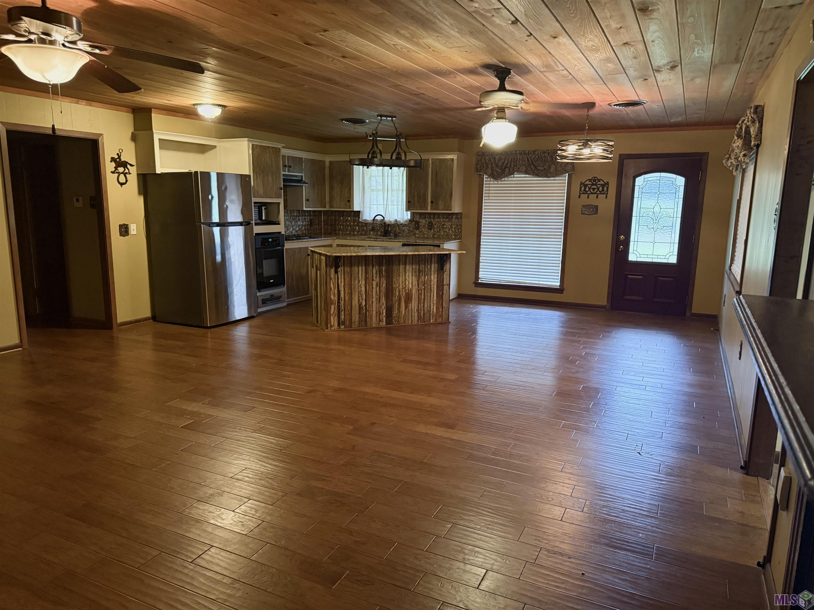 Homes for sale in Innis, LA | 8849 La Hwy 418, Innis, LA 70747 | MLS# BR2025017526